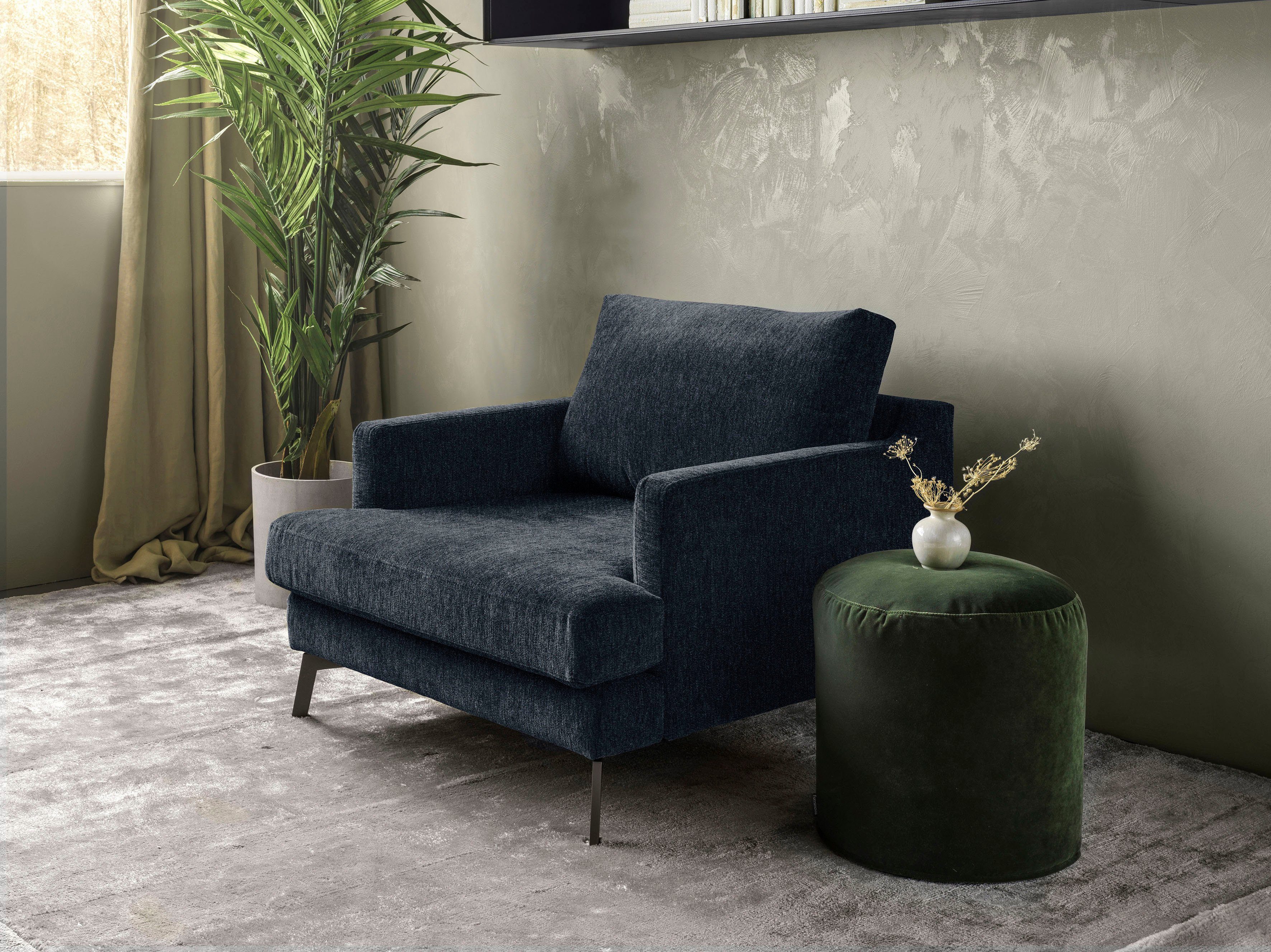 furninova Loungesessel Saga, ein Klassiker im skandinavischen Design midnight blu | Loungesessel