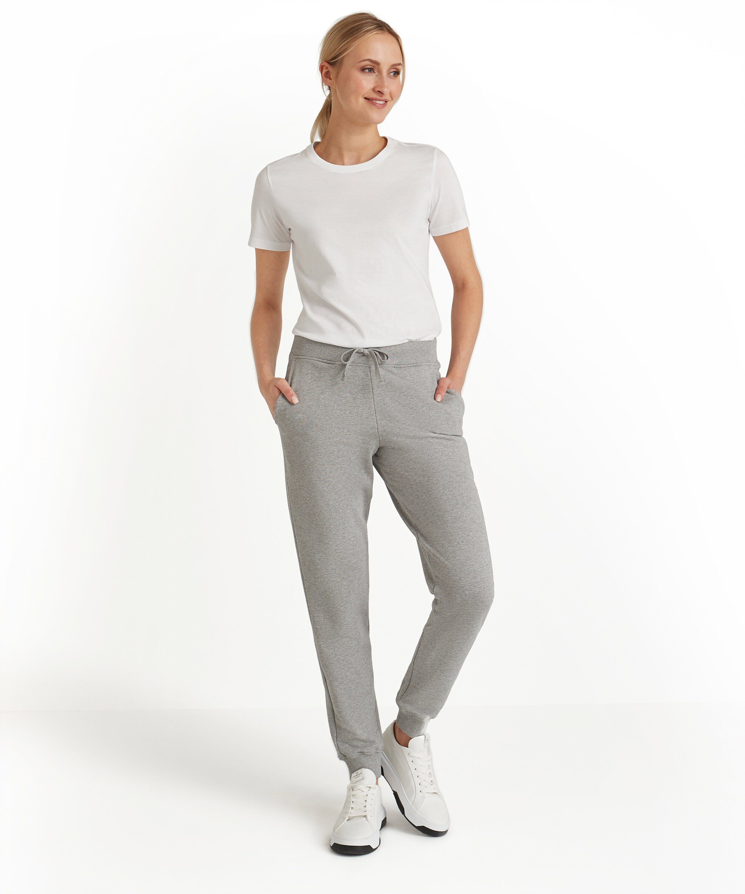 FALKE Strickhose (1-tlg) mit Bio-Baumwolle grey-heather (3757)