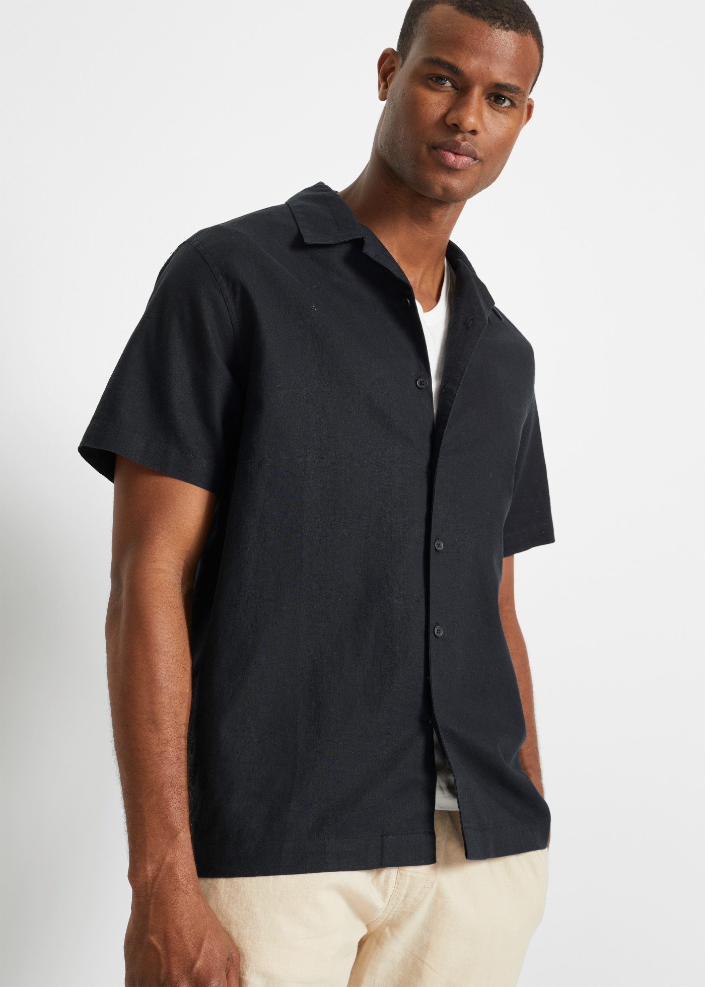 bonprix Kurzarmhemd Lockerer Loose Fit, Reverskragen, aus Leinen-Mix, Kurzarm-Design