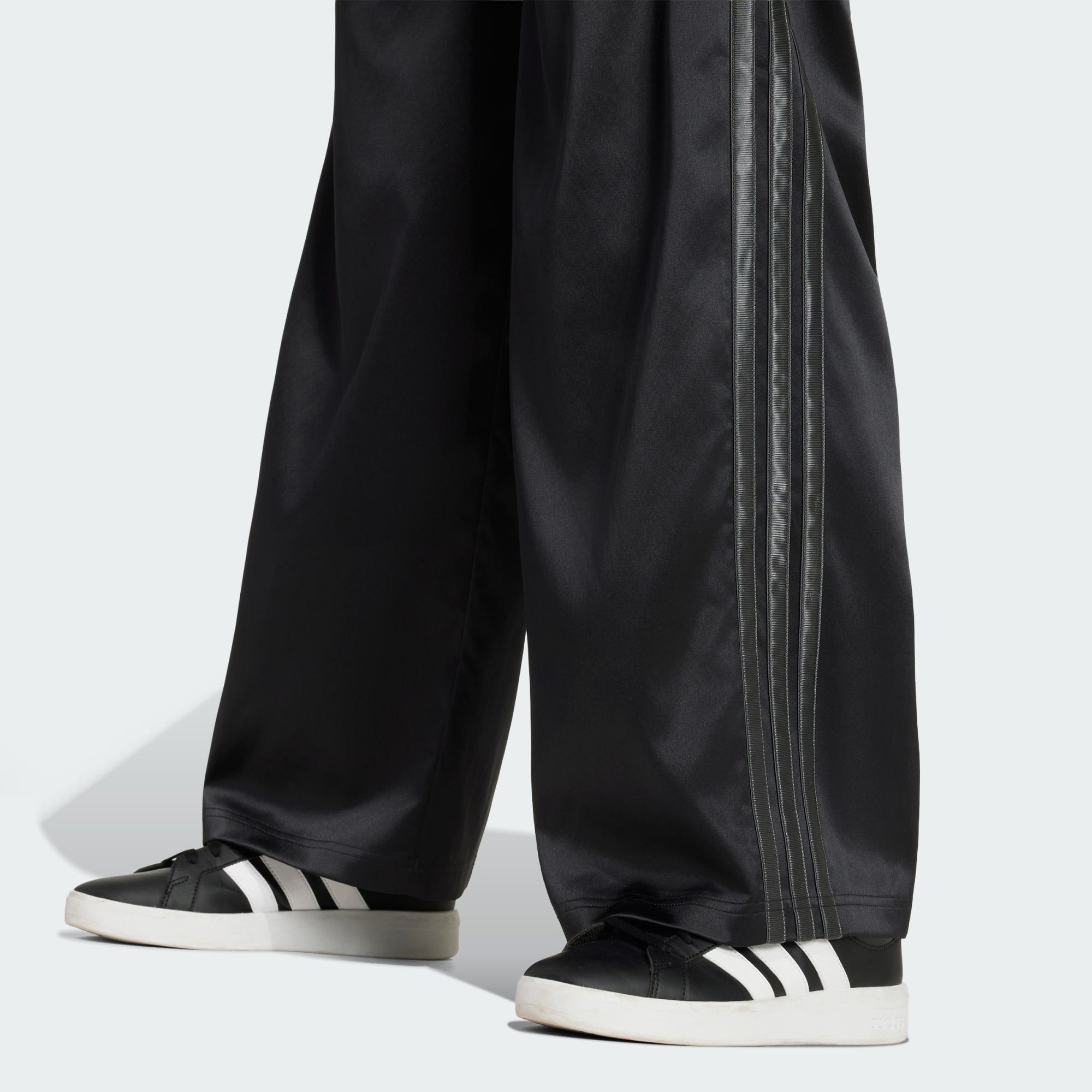 adidas Sportswear Trainingshose SATINHOSE, WEITES BEIN (1-tlg) – Bild 5 von 5