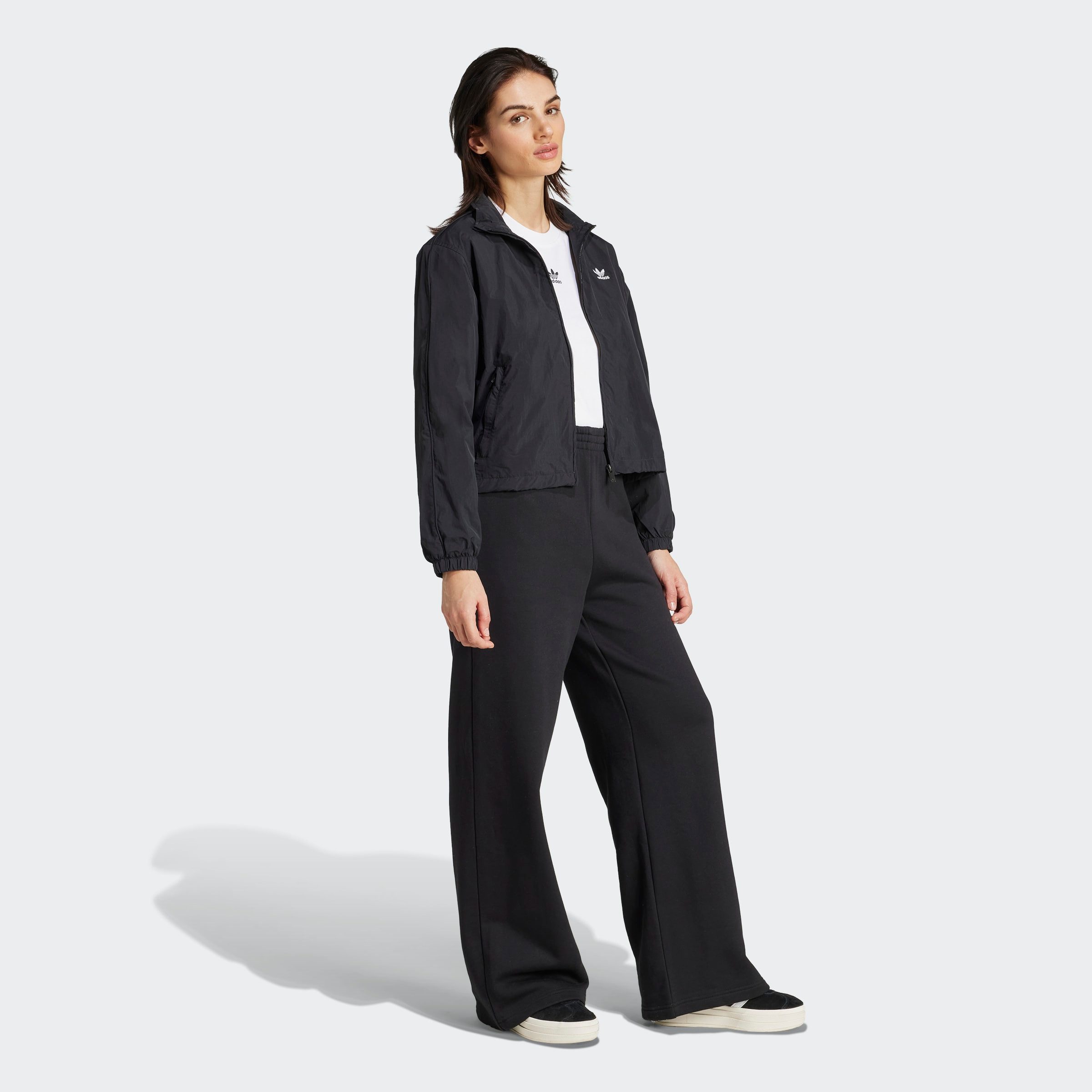 adidas Originals Sporthose ESS WL PANT FT sportlicher Stil, für vielseitige Einsatzmöglichkeiten, weites Bein