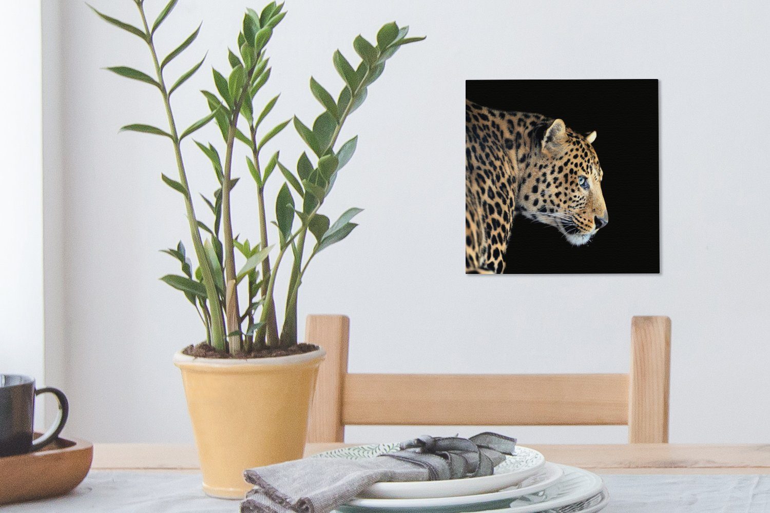 OneMillionCanvasses® Leinwandbild Leopard - Wohnzimmer - Leinwand Tiere für Schlafzimmer Bilder (1 St), Schwarz