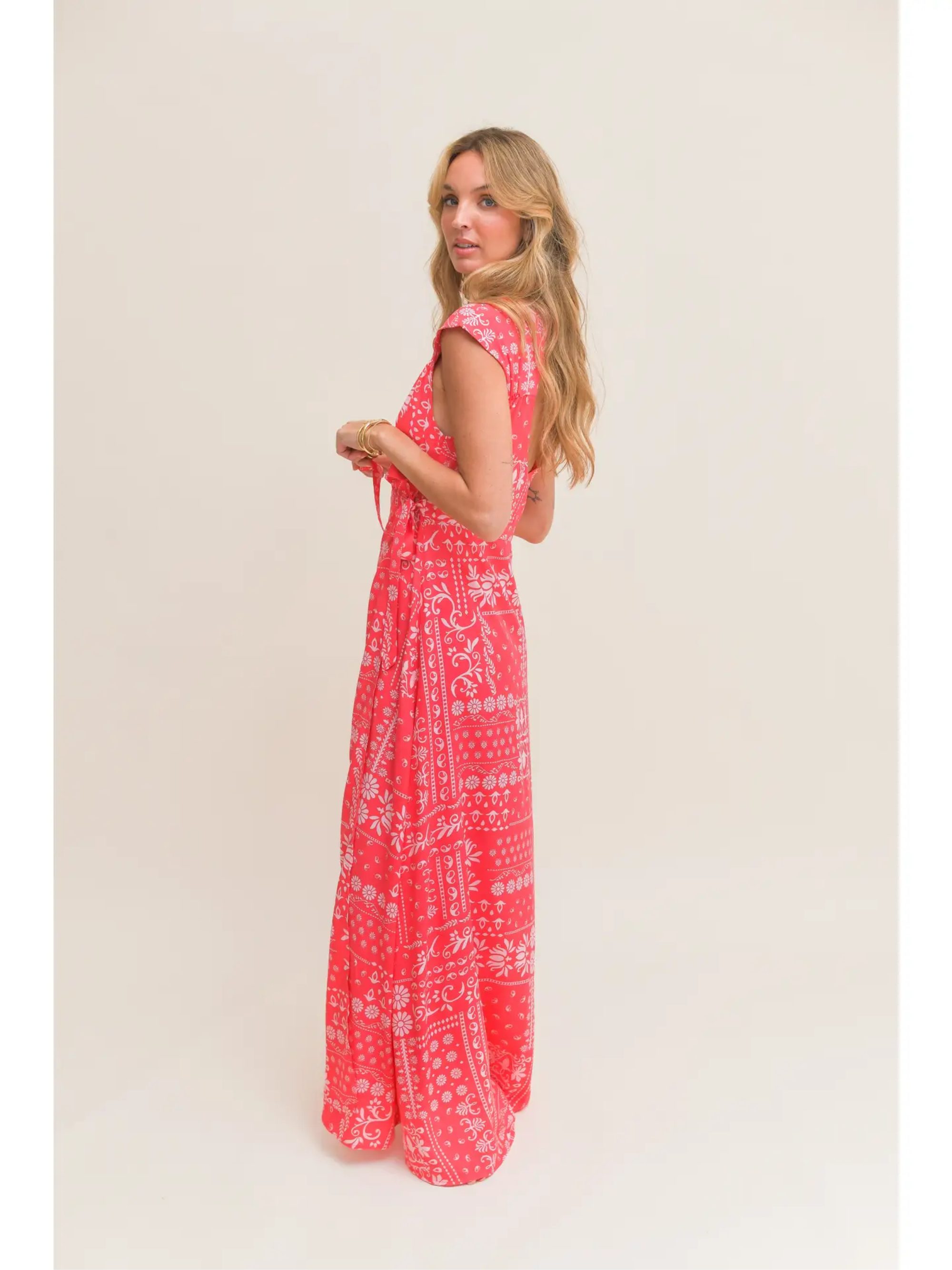 ANNIS Fashion & Accessoires Maxikleid "CORAL SUNSET" v. Jaase (1-tlg) Sommerliches Wickelkleid mit Rückenausschnitt, Viskose