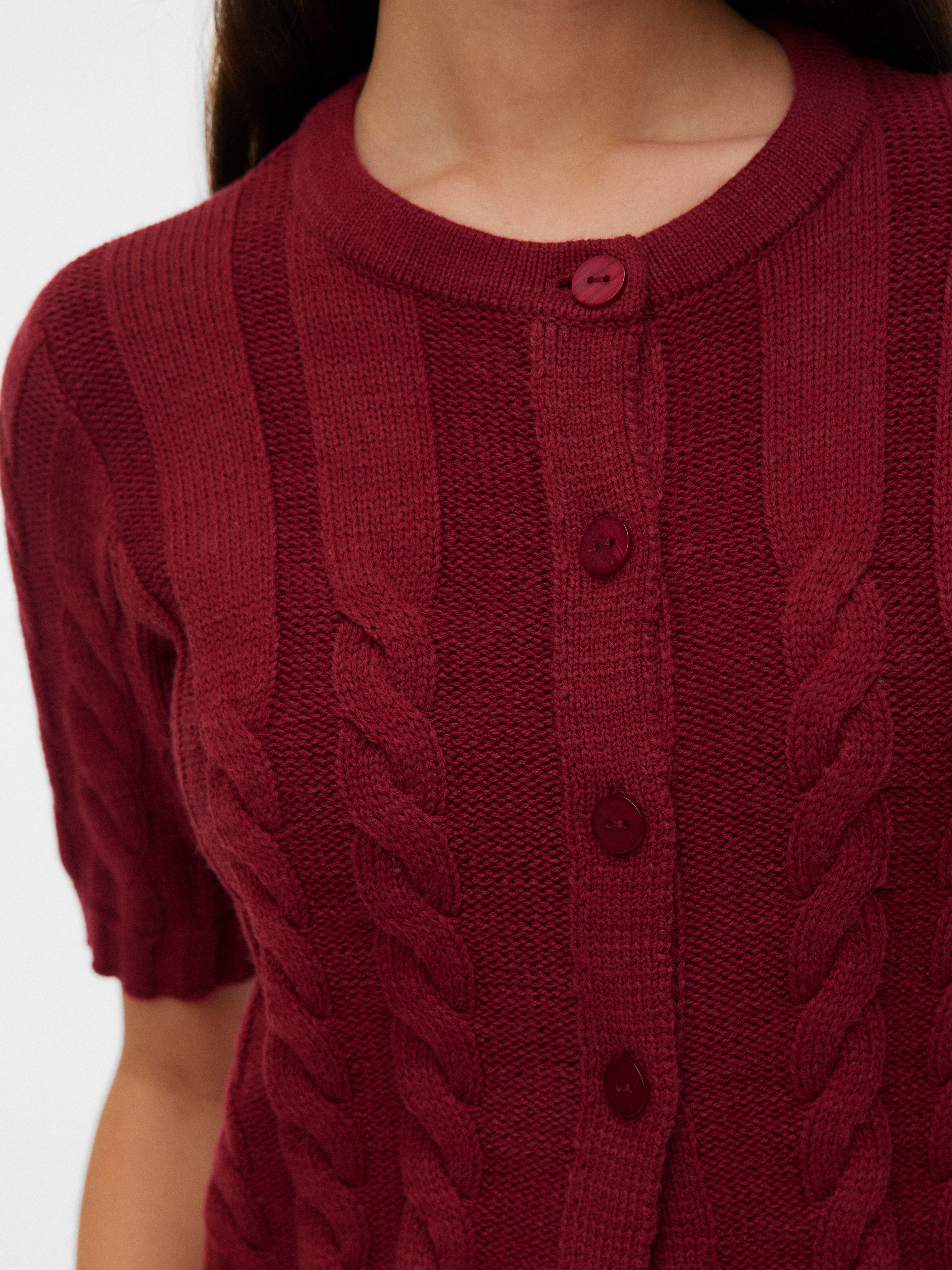 Vero Moda Strickjacke VMORIANE 2-4 O-NECK CARDIGAN Baumwollmischung, regular fit, Zopfstrickmuster