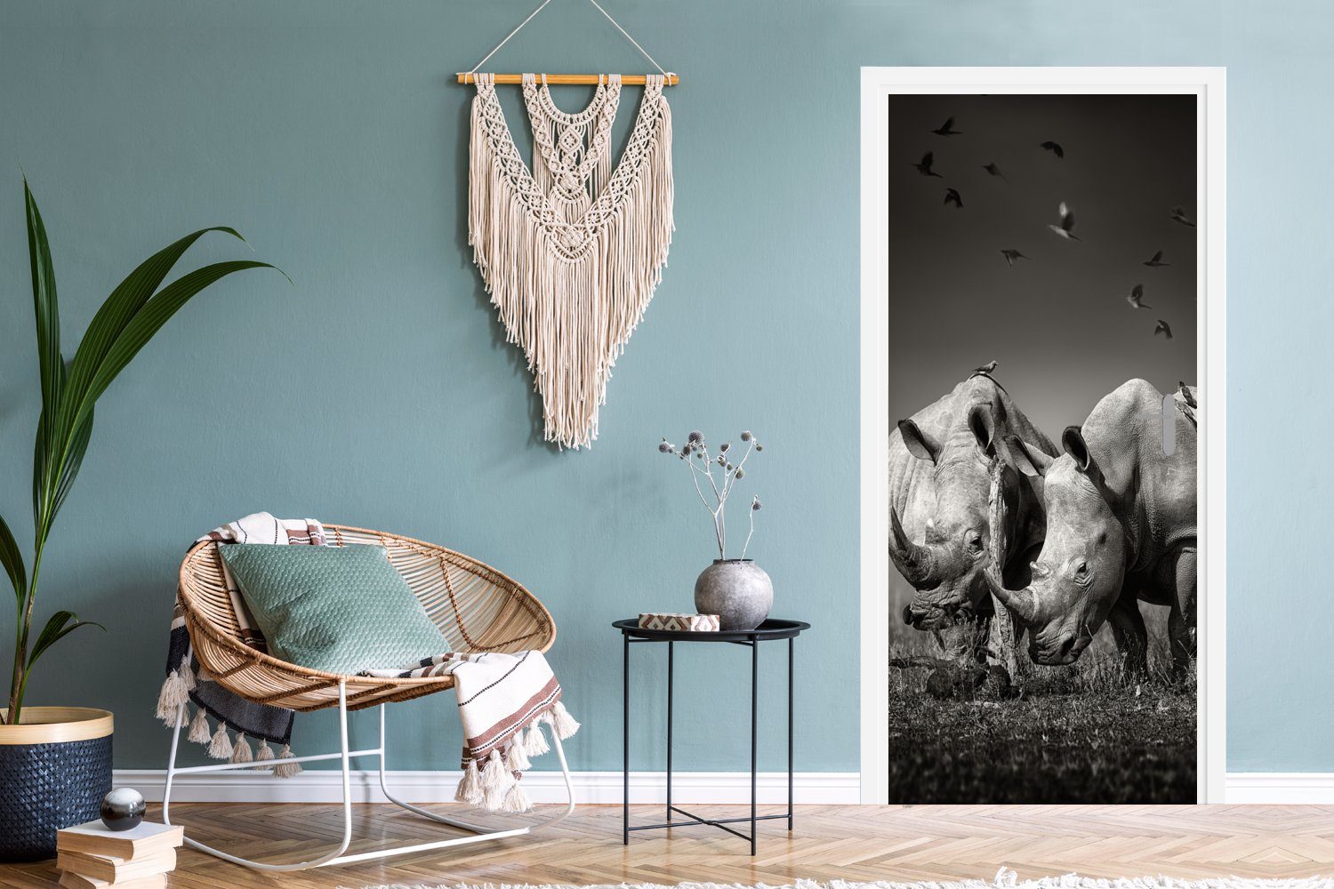 Landschaft Tiere - für Türaufkleber, (1 - MuchoWow - - bedruckt, Vogel Tür, St), Schwarz-Weiß, cm Nashorn Matt, Türtapete Fototapete 75x205