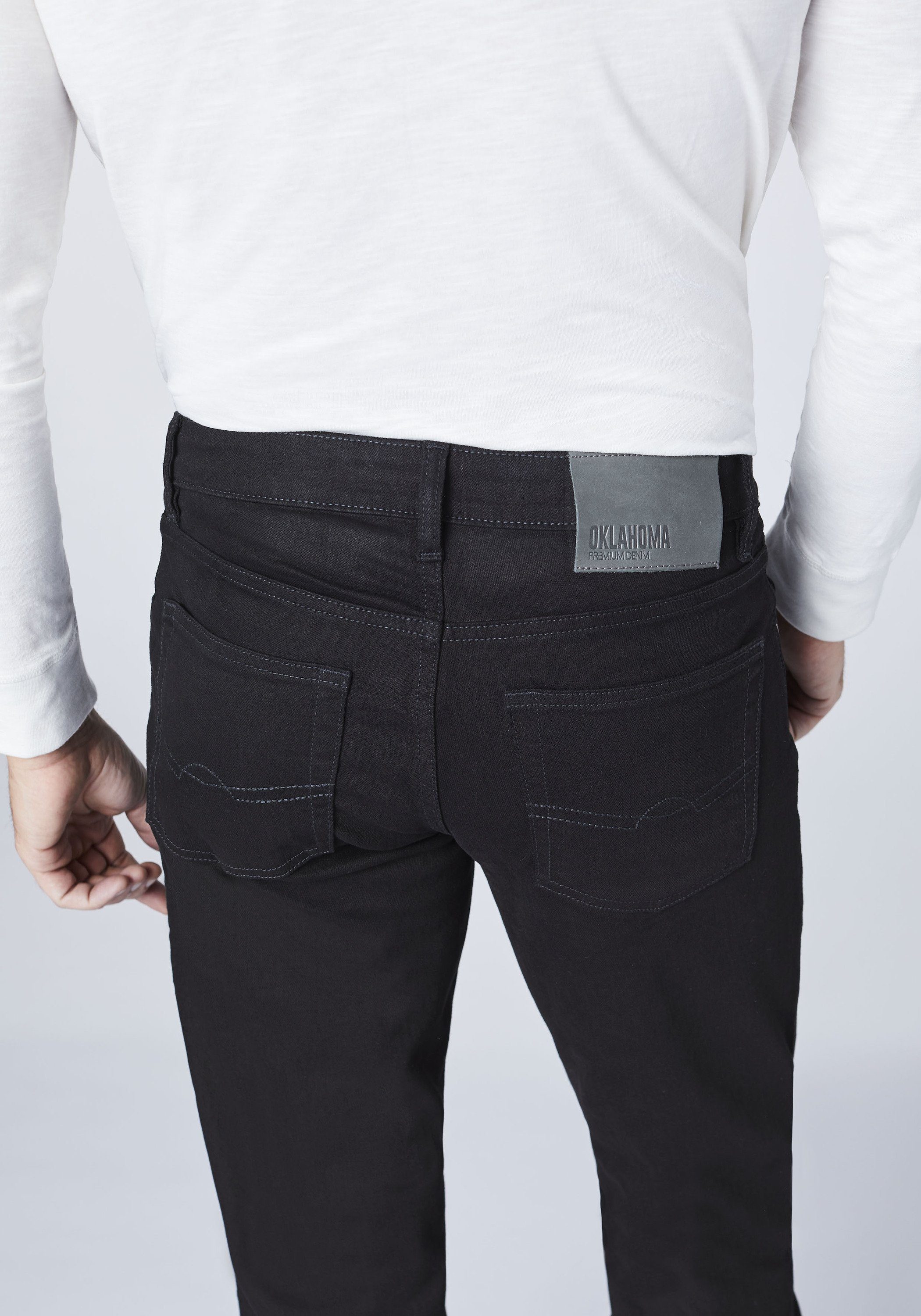 OKLAHOMA PREMIUM DENIM Straight-Jeans aus schwarzem Denim (1-tlg)