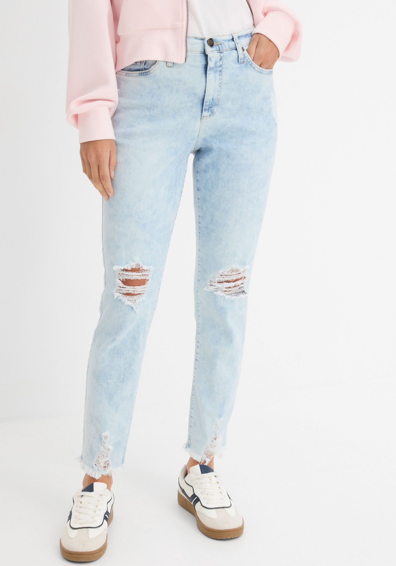 bonprix Mom-Jeans modischer Schnitt, Regular Fit, ausgefranster Saum