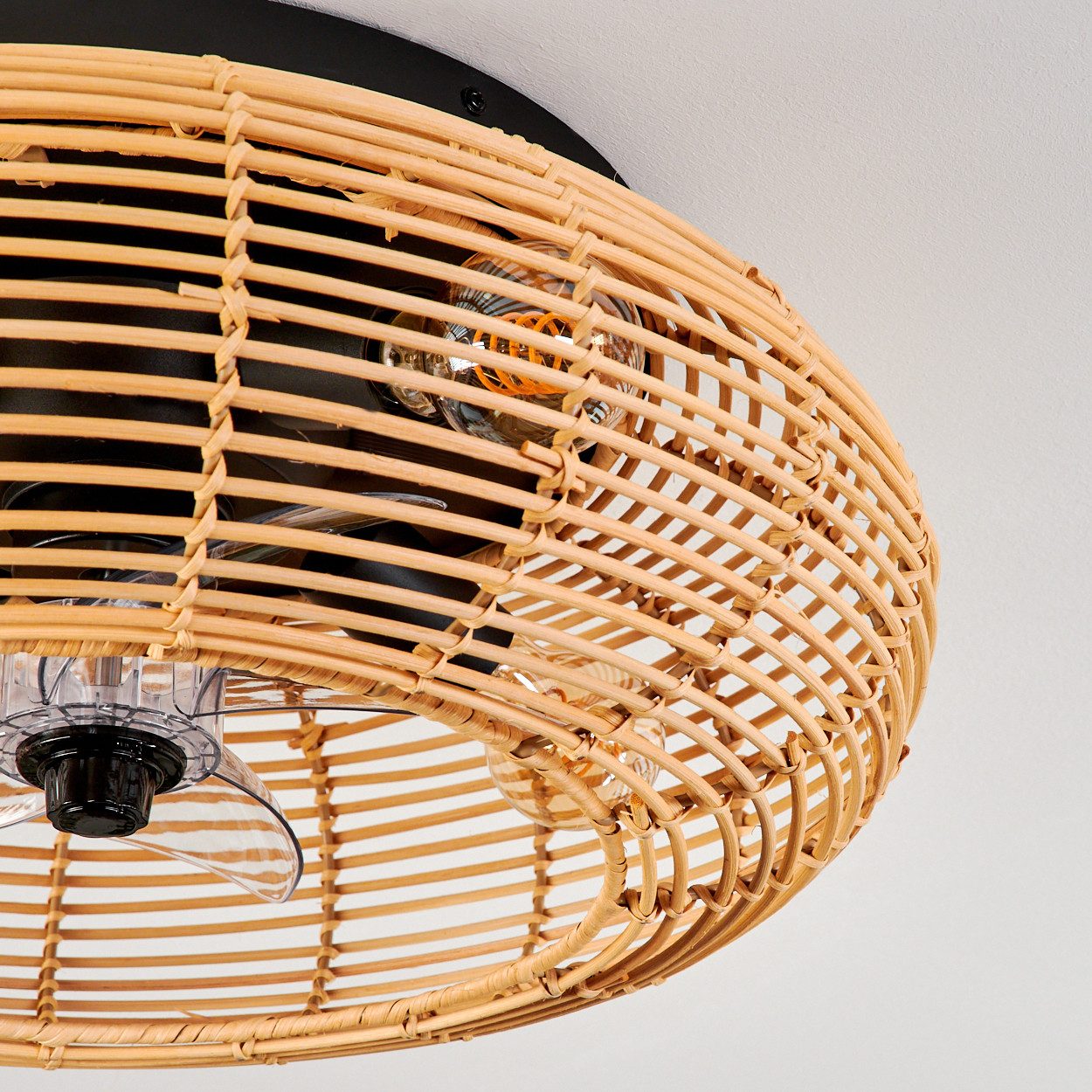 hofstein Deckenleuchte Deckenventilator mit Beleuchtung aus Metall/Bambus, Fernbedienung, ohne Leuchtmittel, Auf-/Abwind-Funktion, Lichteffekt, Ø 50cm, 4x E27, ohne Leuchtmittel