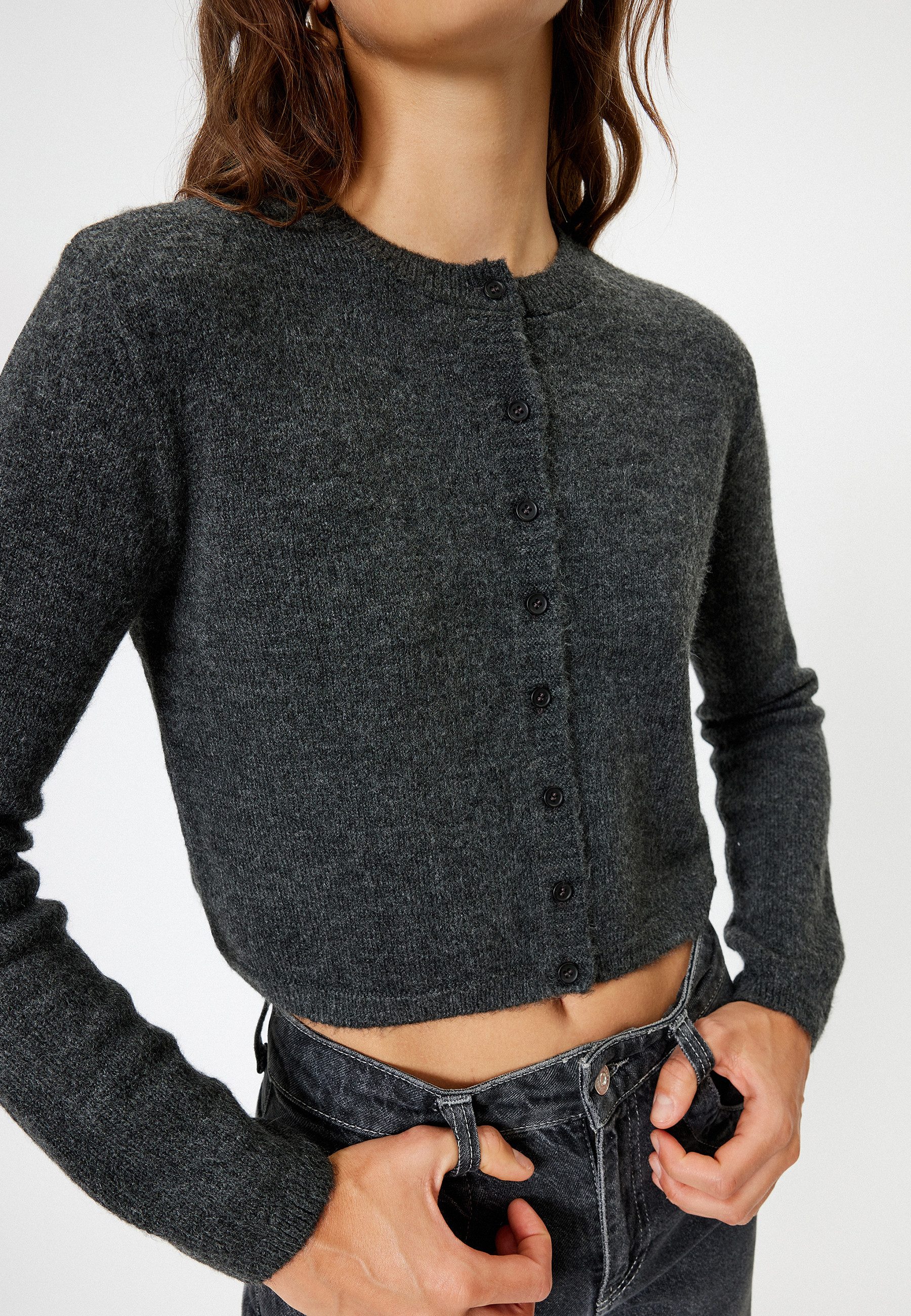 Koton Cardigan Rundhalsausschnitt Mit Knöpfen