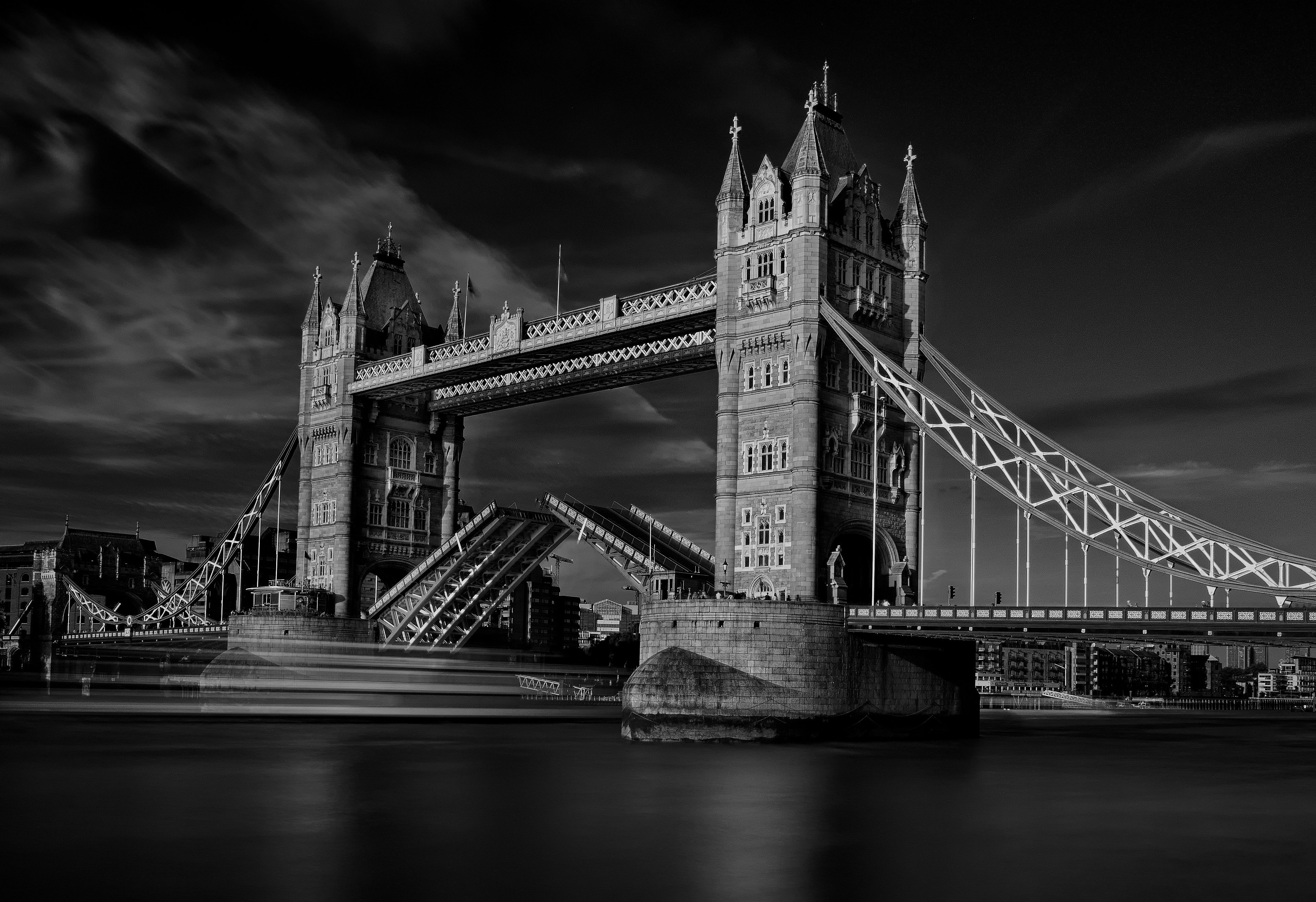 Fototapete VLIES-Tapete Premium London Tower Bridge Stadt City Schwarz Weiß