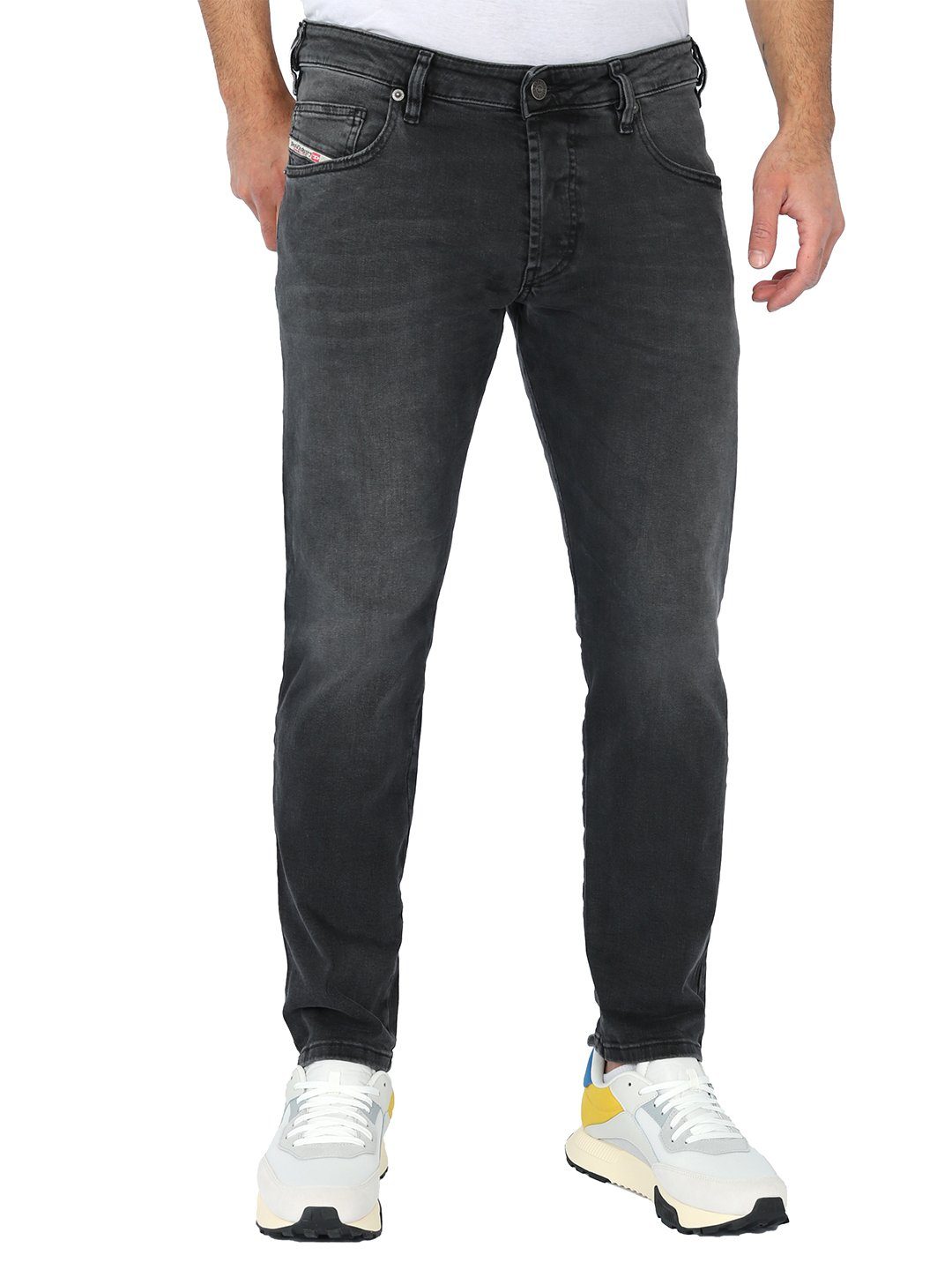 Diesel Tapered-fit-Jeans Regular Röhrenjeans - D-Yennox 0IHAV
