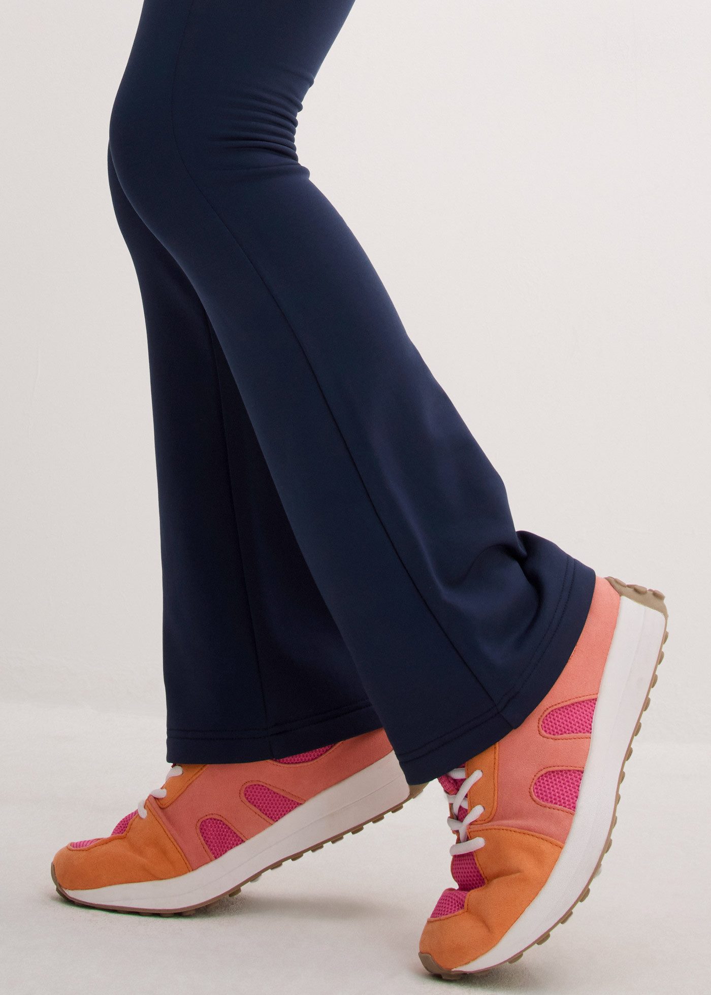 bonprix Jerseyhose mit angerauter Innenseite, mit Gummizug, ausgestellte Passform