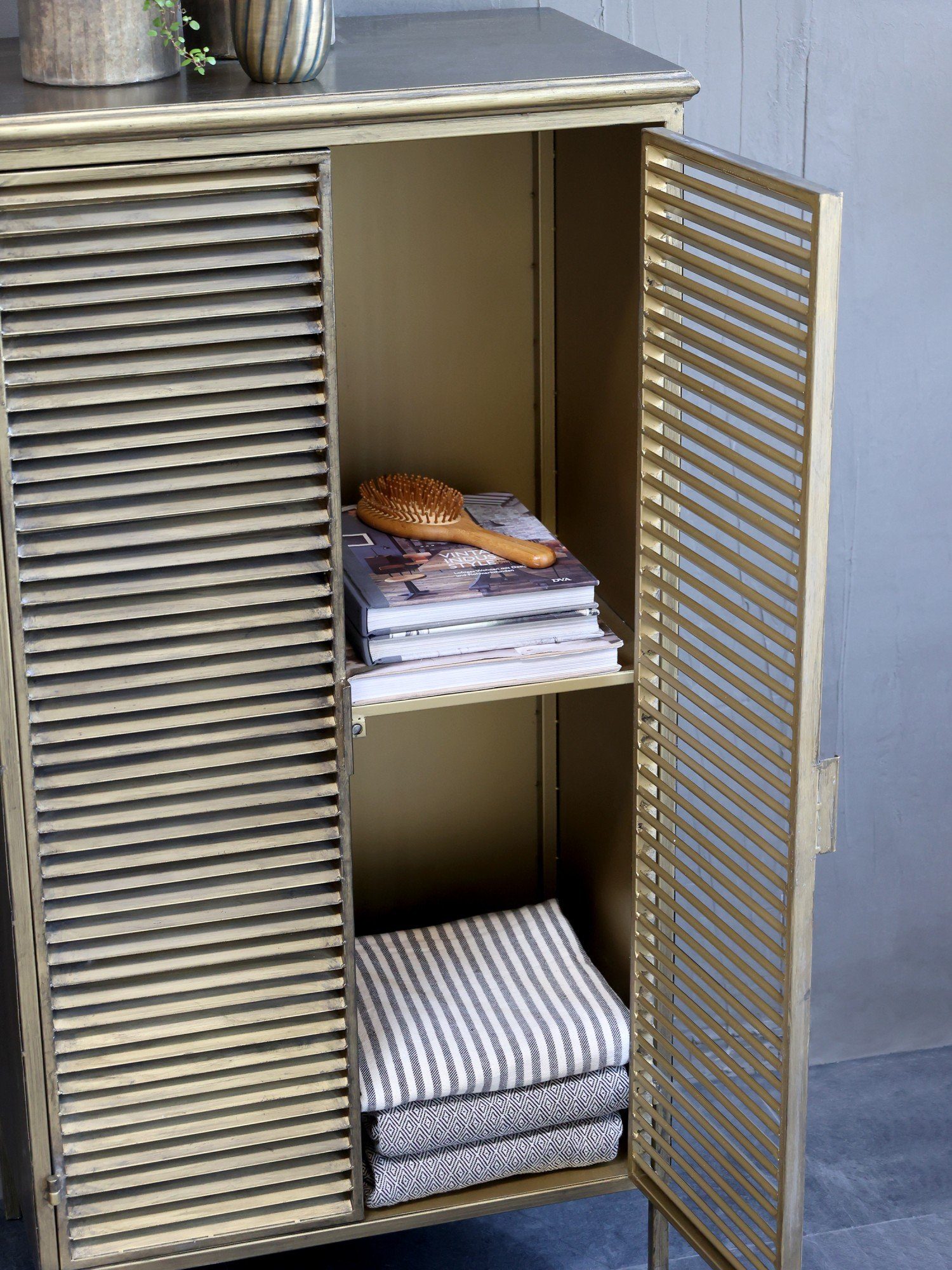 Kommode Chic Antique - Schrank mit 2 Lamellentüren Metall 40039913