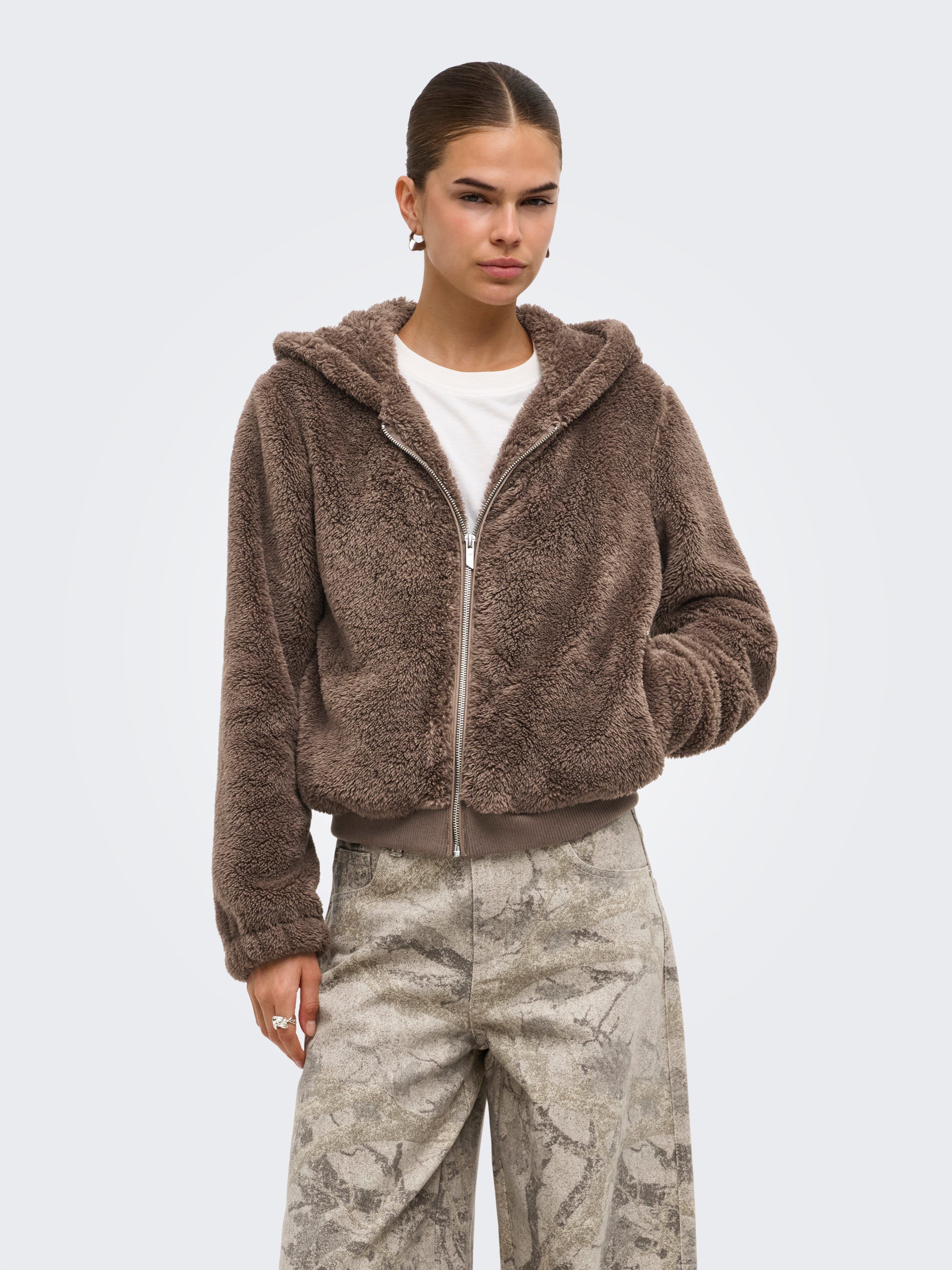 ONLY Kapuzenplüschjacke ONLNEWANNA CONTACT SHERPA JKT OTW NOOS Kunstfaser