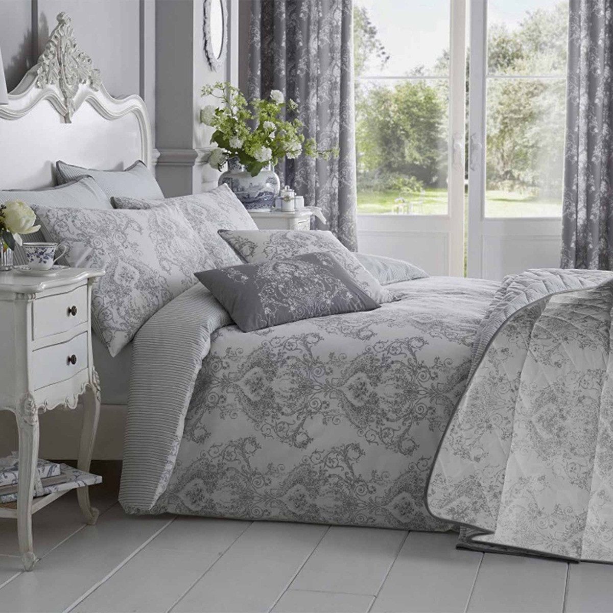 Plaid Graue Tagesdecke mit Toile-de-Jouy-Muster, 200 günstig online kaufen