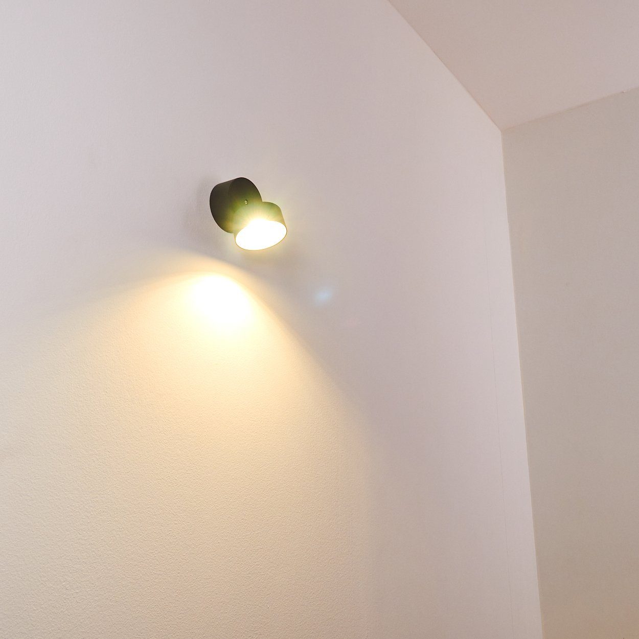 hofstein Außen-Wandleuchte »Pedali« LED-Außenlampe in 4100 IP54, Metall/Kunststoff aus Schwarz/Weiß, verstellbare Außenwandleuchte, 840 Kelvin, Lumen