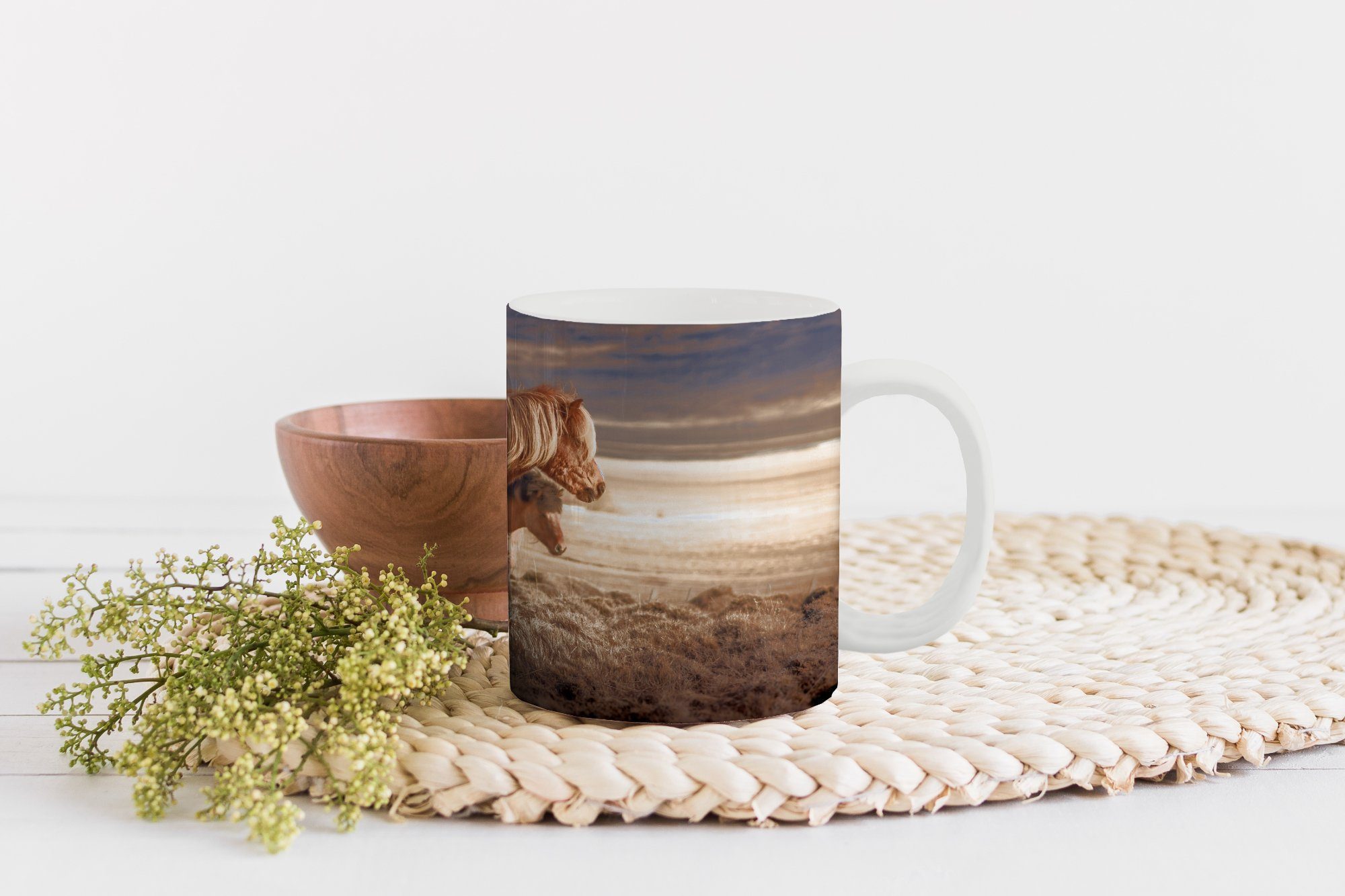 MuchoWow Kaffeetassen, Keramik, Geschenk Zwei Teetasse, bei Becher, Islandpferde Teetasse, Tasse Sonnenuntergang,