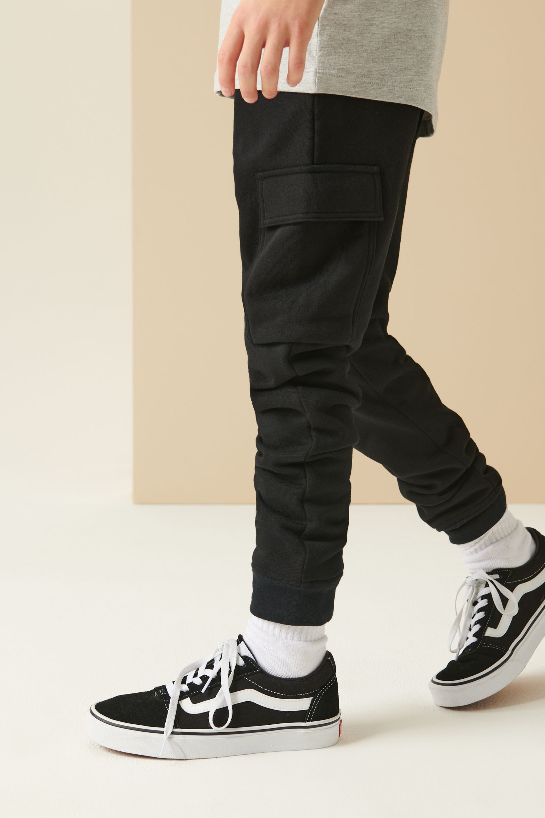 Next Jogginghose Slim Fit Cargo-Jogginghose (1-tlg)