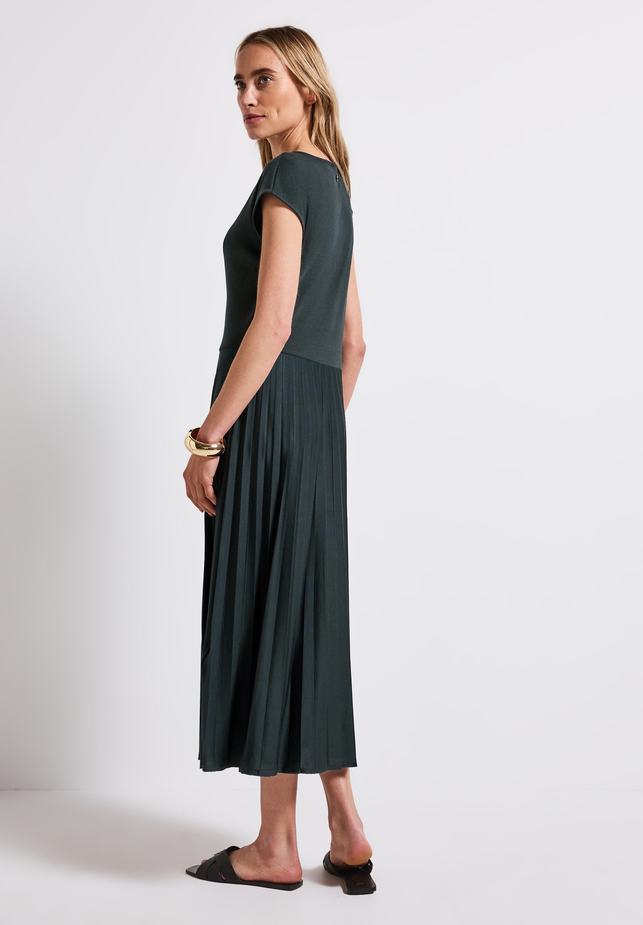 STREET ONE Midikleid mit Plissée-Rock günstig online kaufen