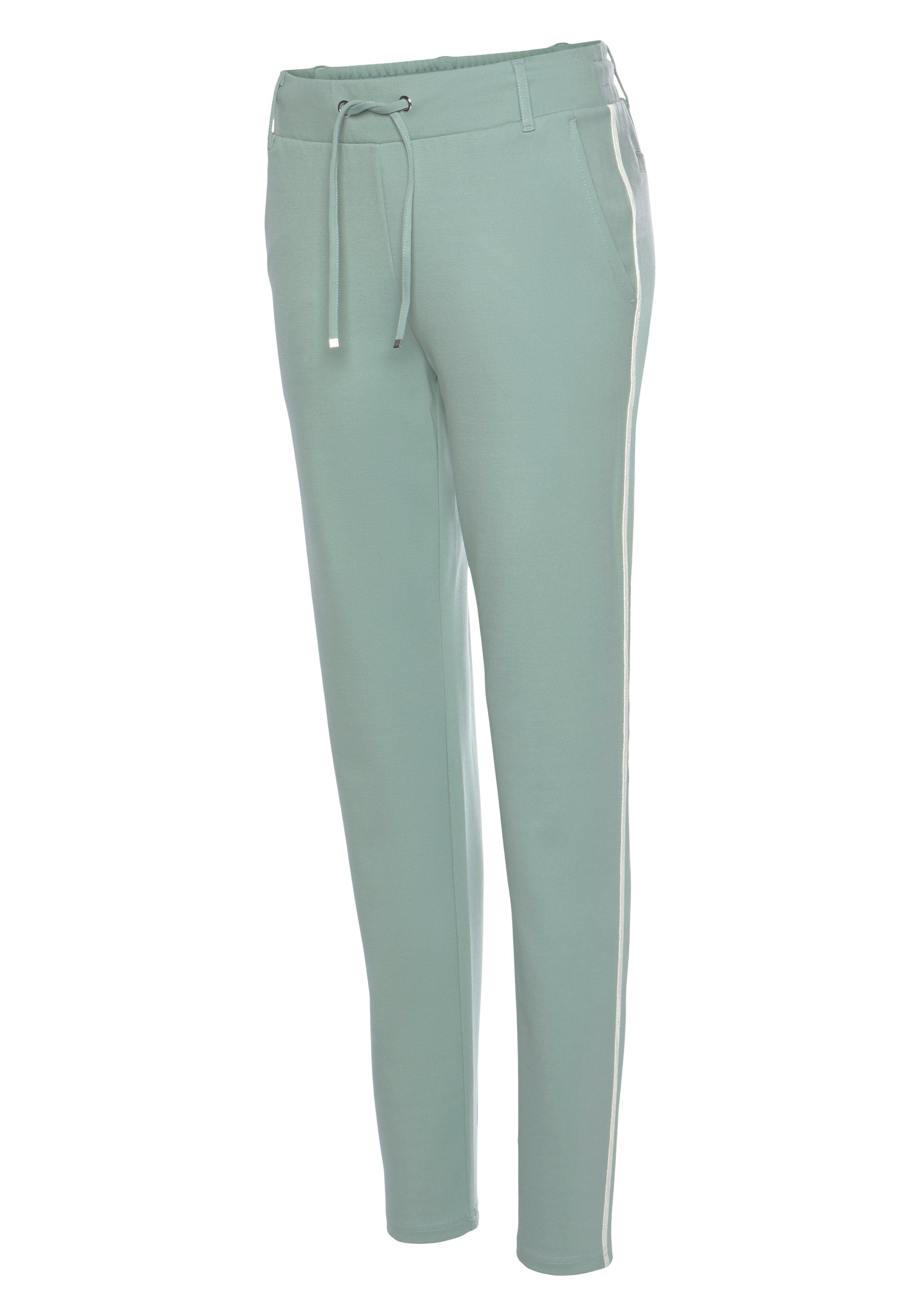 LASCANA Jogger Pants mit sportlichen Seitenstreifen, Loungewear