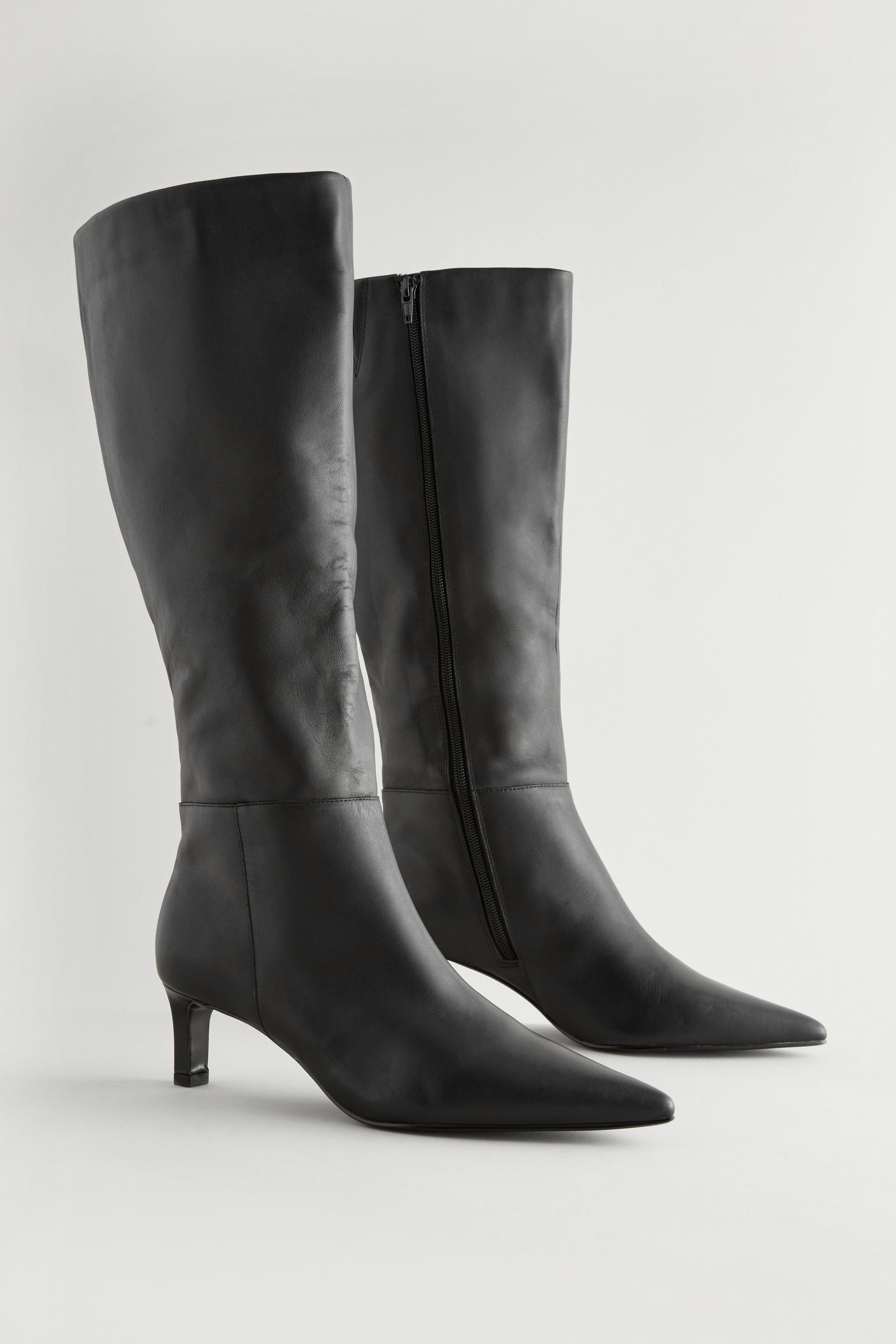 Next Forever Comfort® Kniehohe Skinny Fit Absatzstiefel Stiefel (1-tlg) günstig online kaufen