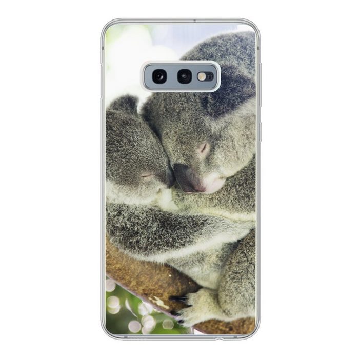 MuchoWow Handyhülle Koalas - Plüschtier - Tiere - Kinder - Jungen - Mädchen Phone Case Handyhülle Samsung Galaxy S10e Silikon Schutzhülle