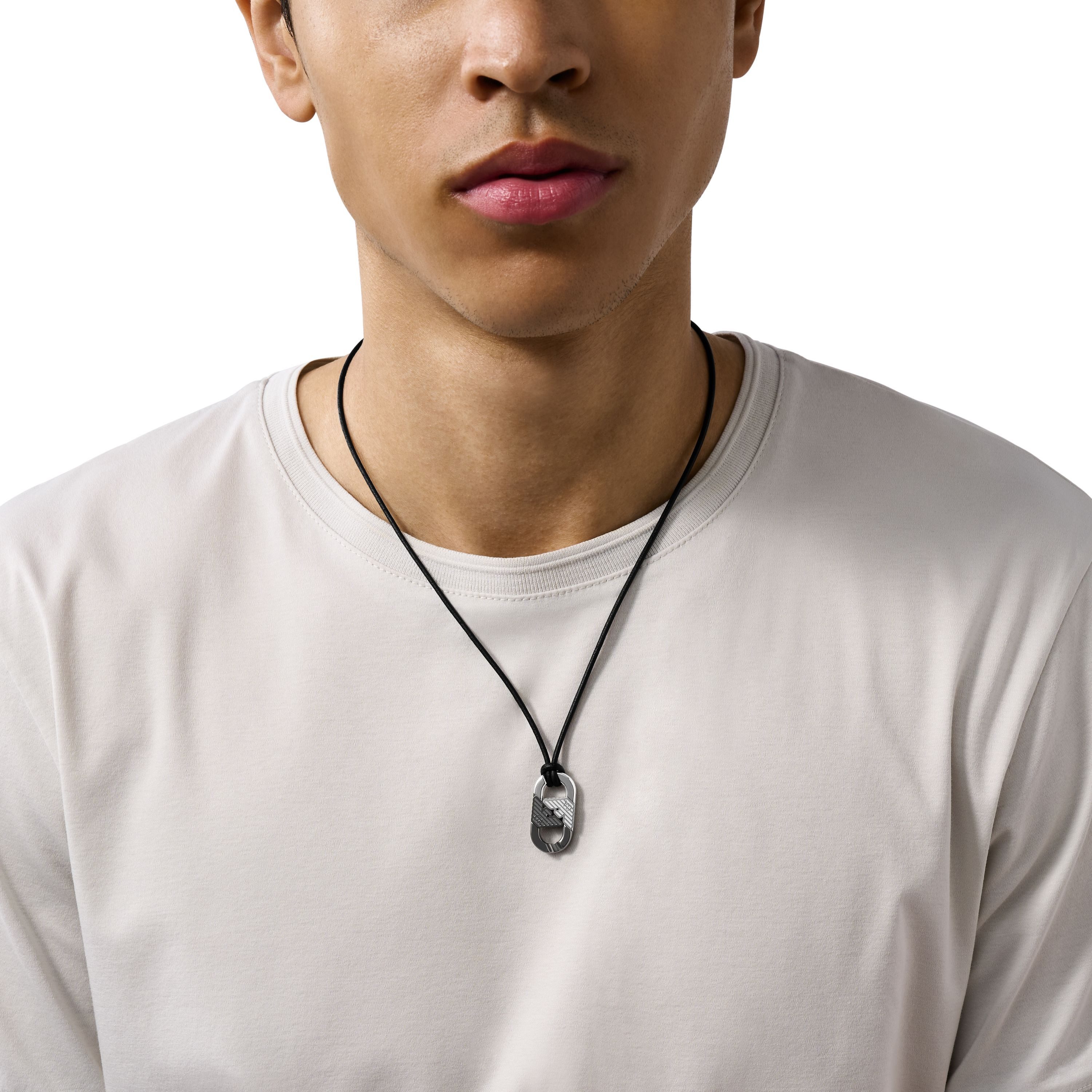 Emporio Armani Kette mit Anhänger Schmuck Geschenk Edelstahl Leder