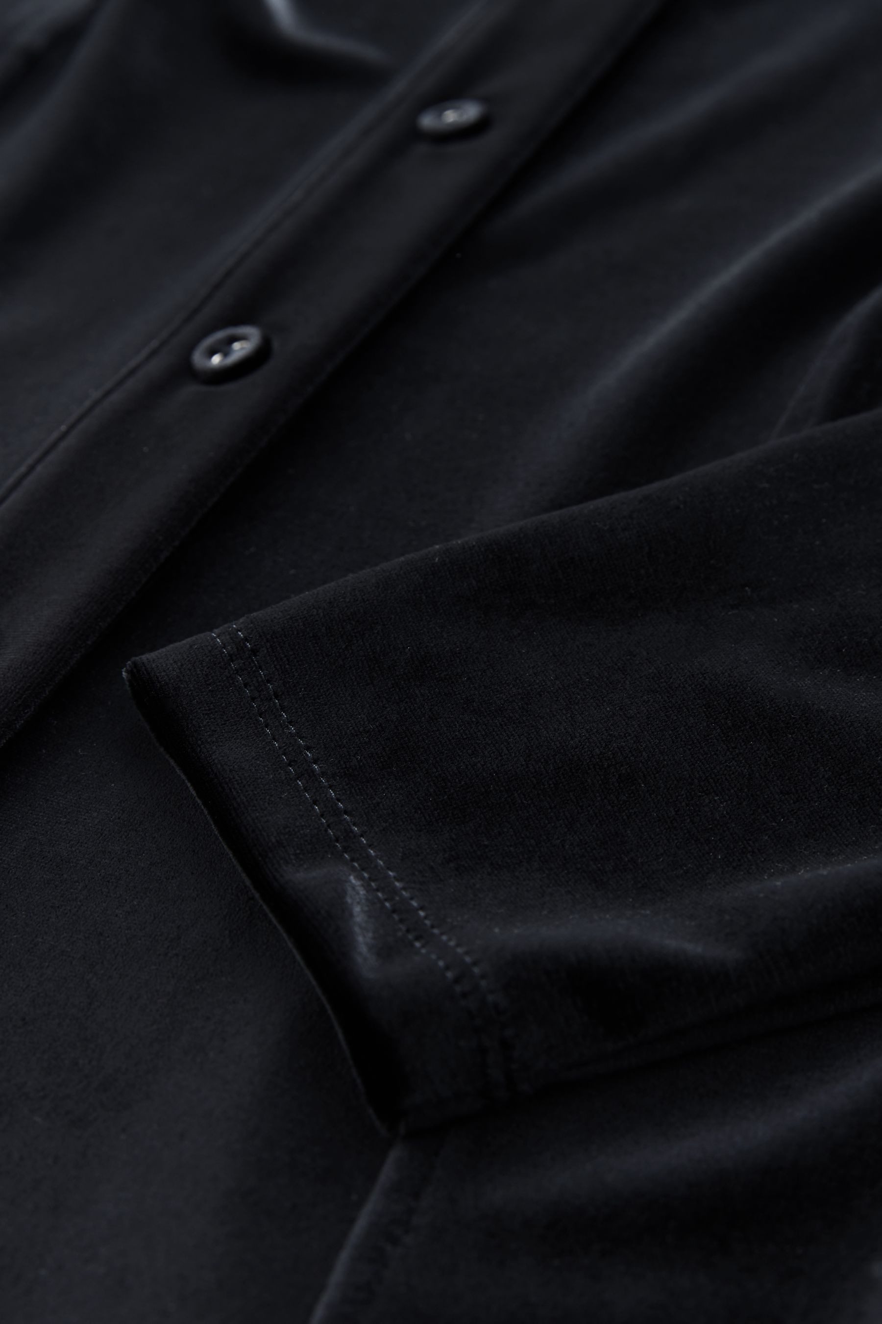 Next Minikleid Langärmeliges Samt-Hemdkleid in Minilänge (1-tlg) günstig online kaufen