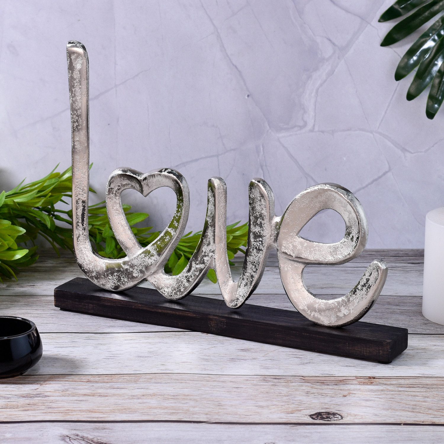 Marrakesch Orient & Mediterran Interior Dekoobjekt Dekofigur Amour im Modern-Stil aus Aluminium und Holz, in Silber 28 cm (1 St)