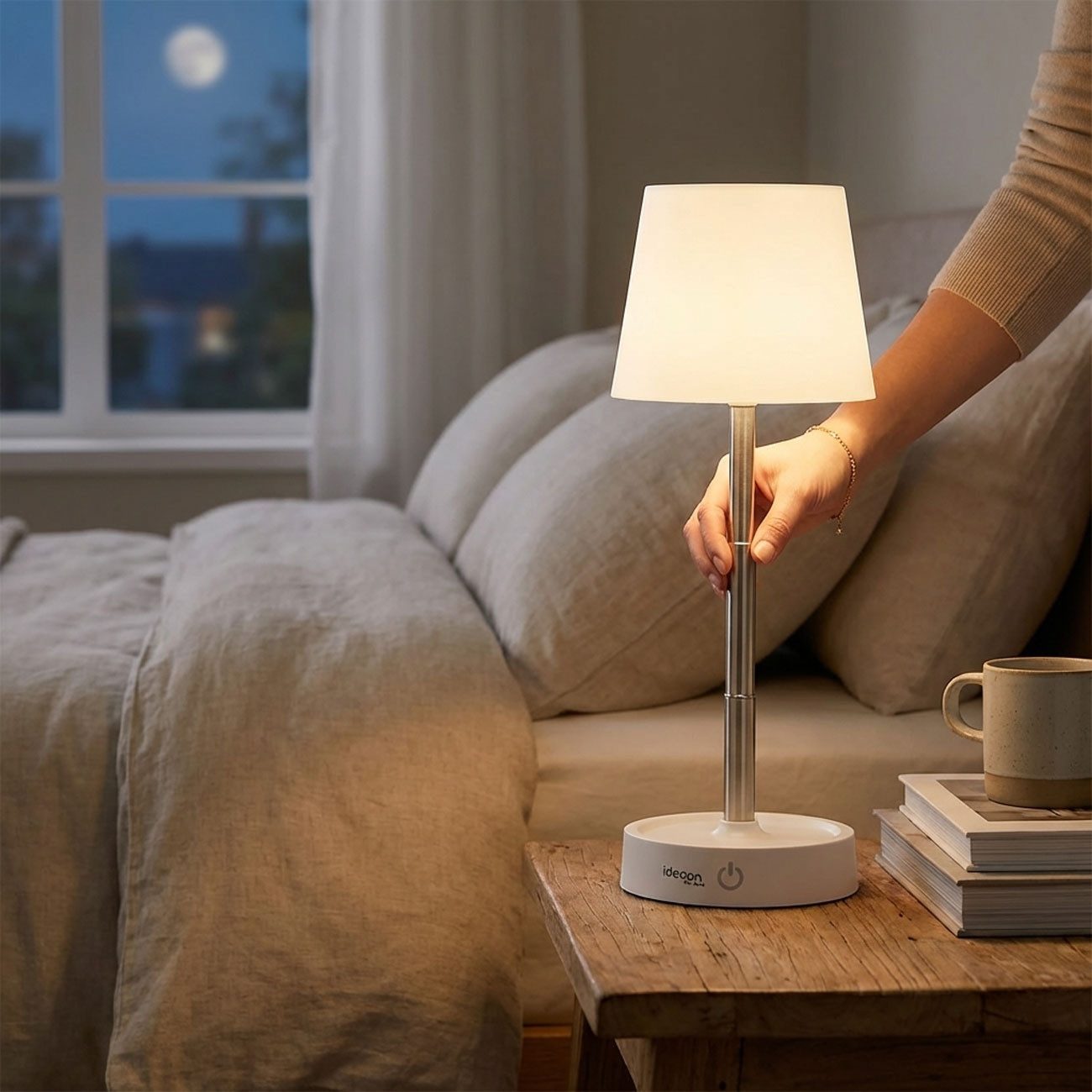 shop'n smile ideoon LED Tischleuchte LED Tischleuchte dimmbar & aufladbar: Akku-Lampe Edelstahl, LED, Helligkeit: 118 Lumen