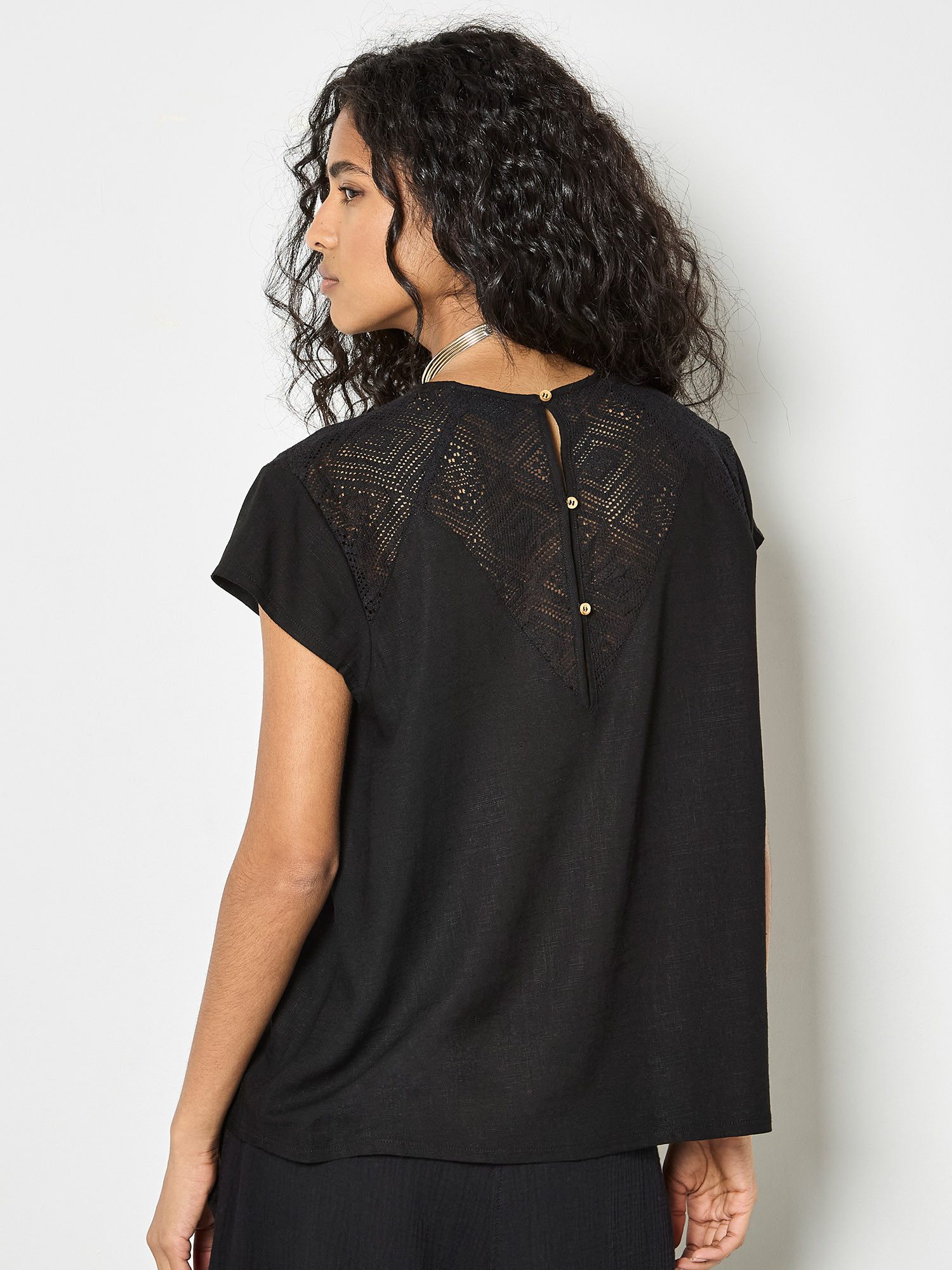 Apricot Spitzenshirt T-Shirt mit Häkel-Einsatz Spitze