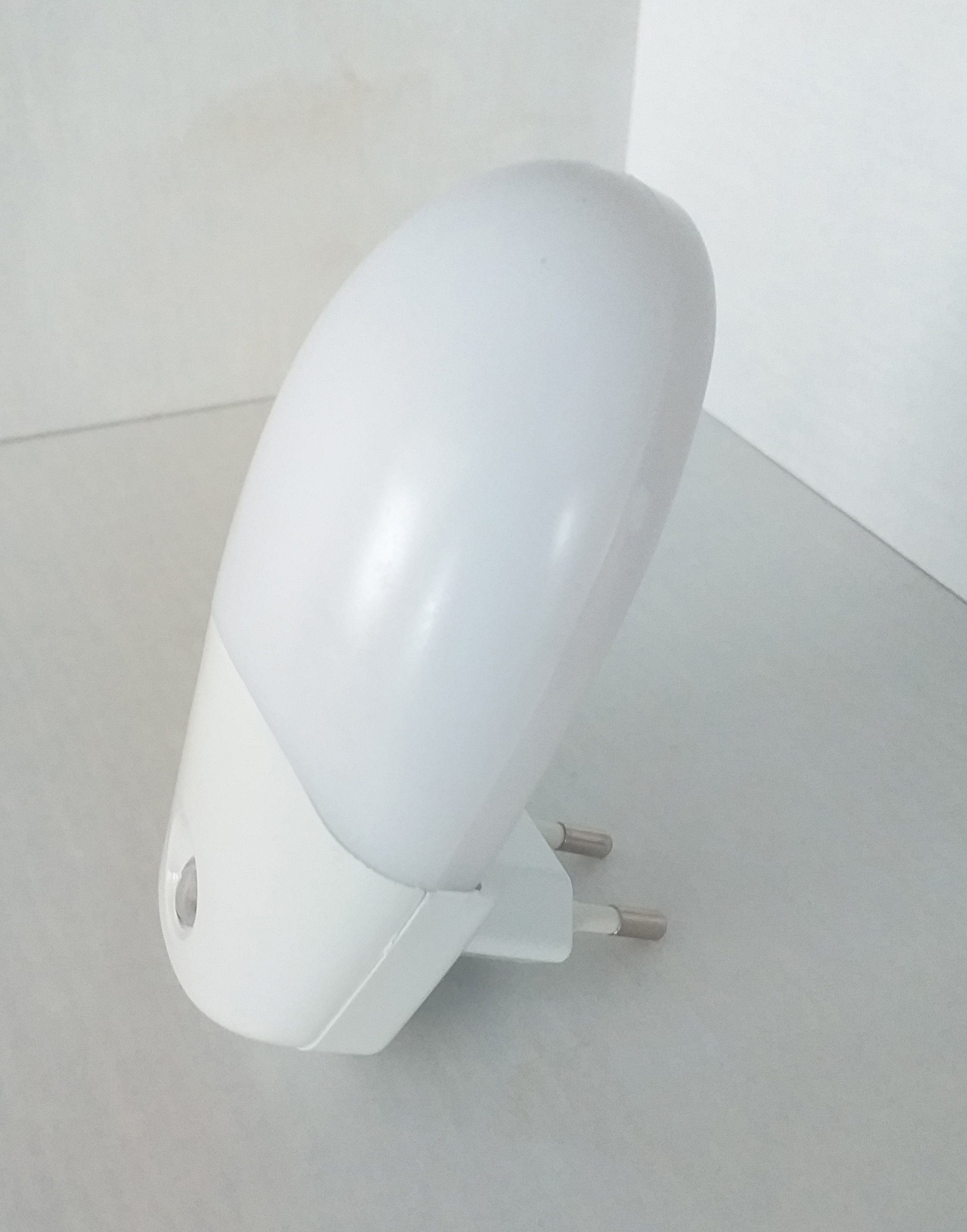 Oval Nachtlicht fest integriert, Set niermann Stück LED aus 2 LED Stecker- Dämmerungssensor Nachtlicht mit Nachtlichter,