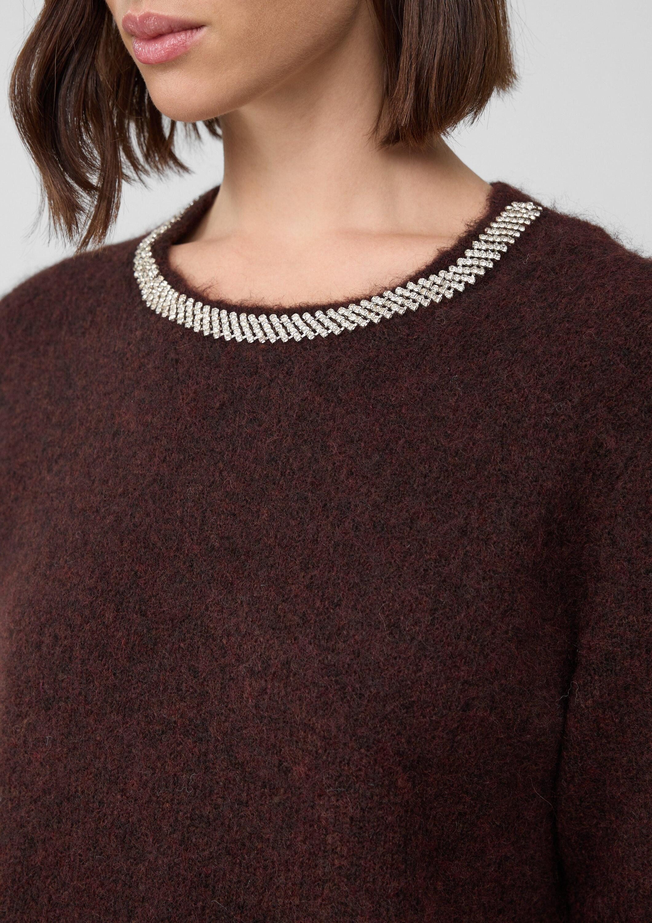 s.Oliver Kurzarmpullover Strickpullover Softer Kurzarm-Pullover aus Wollmix mit Schmuck-Detail