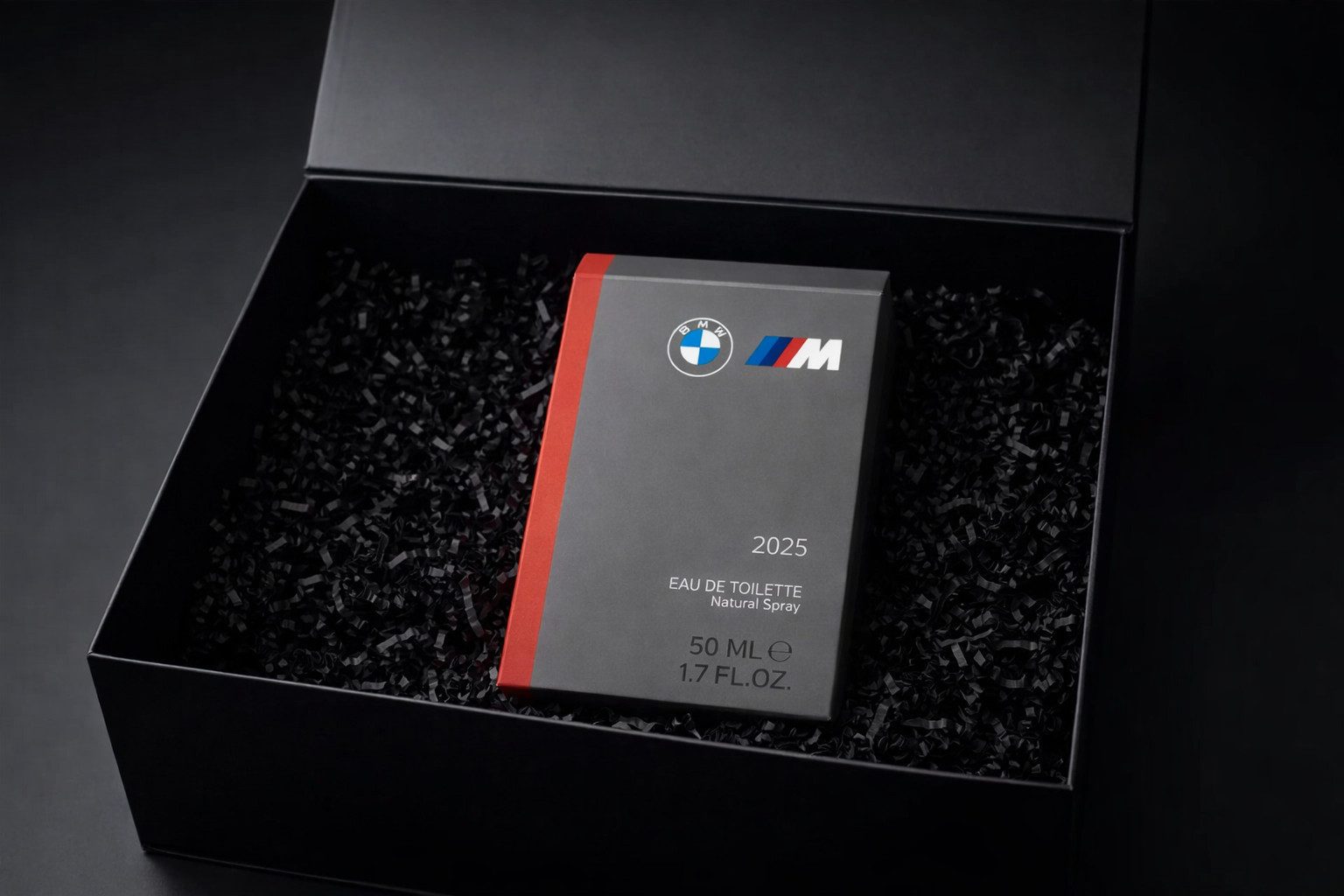 BMW Eau de Toilette Edle Geschenkbox BMW M Red 2025 50ml De Toilette Geschenidee, 1-tlg., BMW M 2025