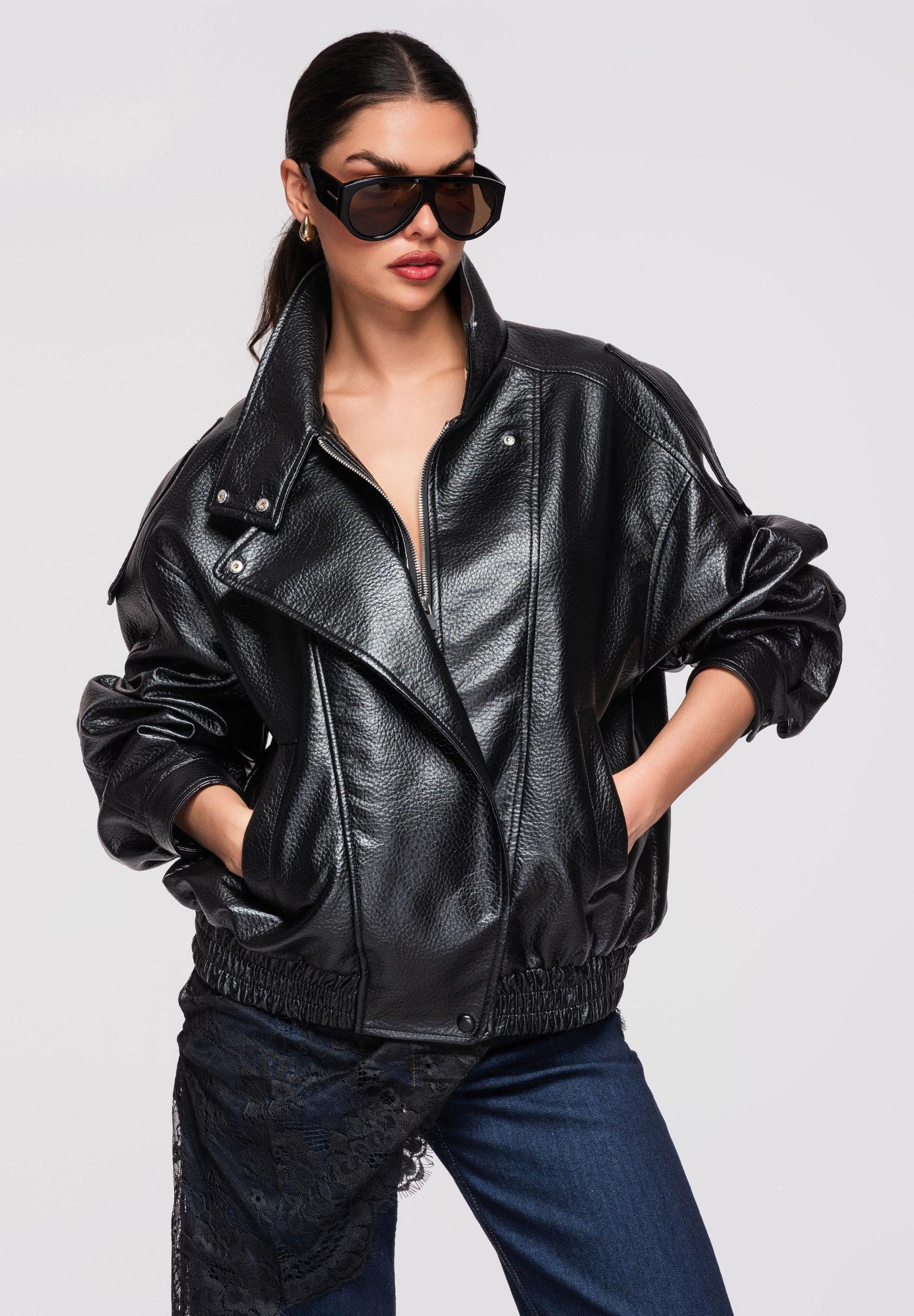 OMBRE Lederimitatjacke Damen Oversize Lederimitatjacke mit Stehkragen Schwarz M/L (kein Set, 1-St) Asymmetrischer Verschluss, Strukturierte Oberfläche