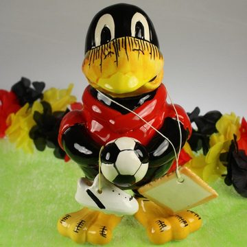 Tangoo Gartenfigur Tangoo Keramik-Rabe Fußball Schiedsrichter in roter Uniform, (Stück)