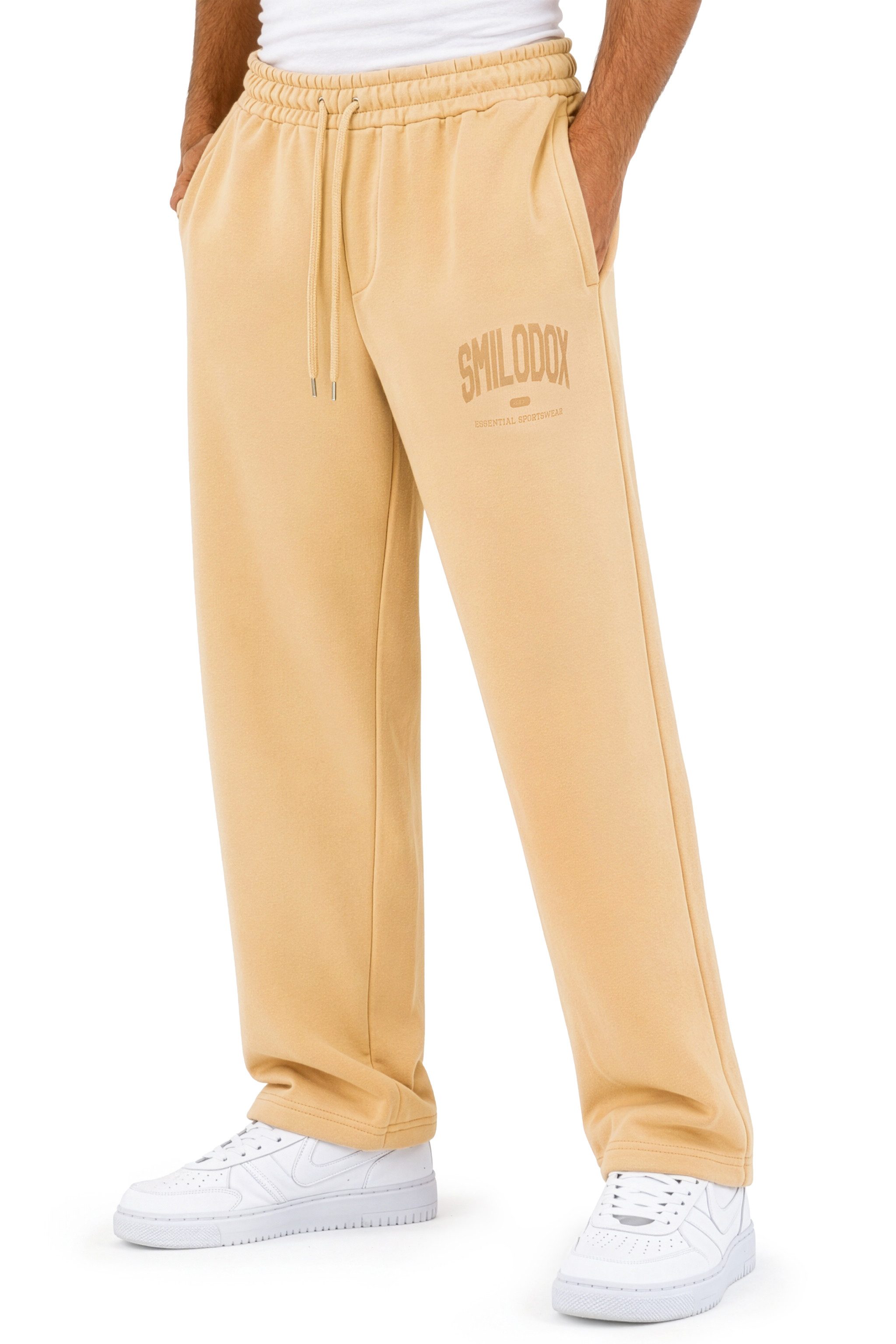 Smilodox Jogginghose Oswin, Trainingshose Herren, Baggy Fit mit elastischem Bund, Gym weites Bein, weiches Sweat, sportlicher Look, Logo-Detail