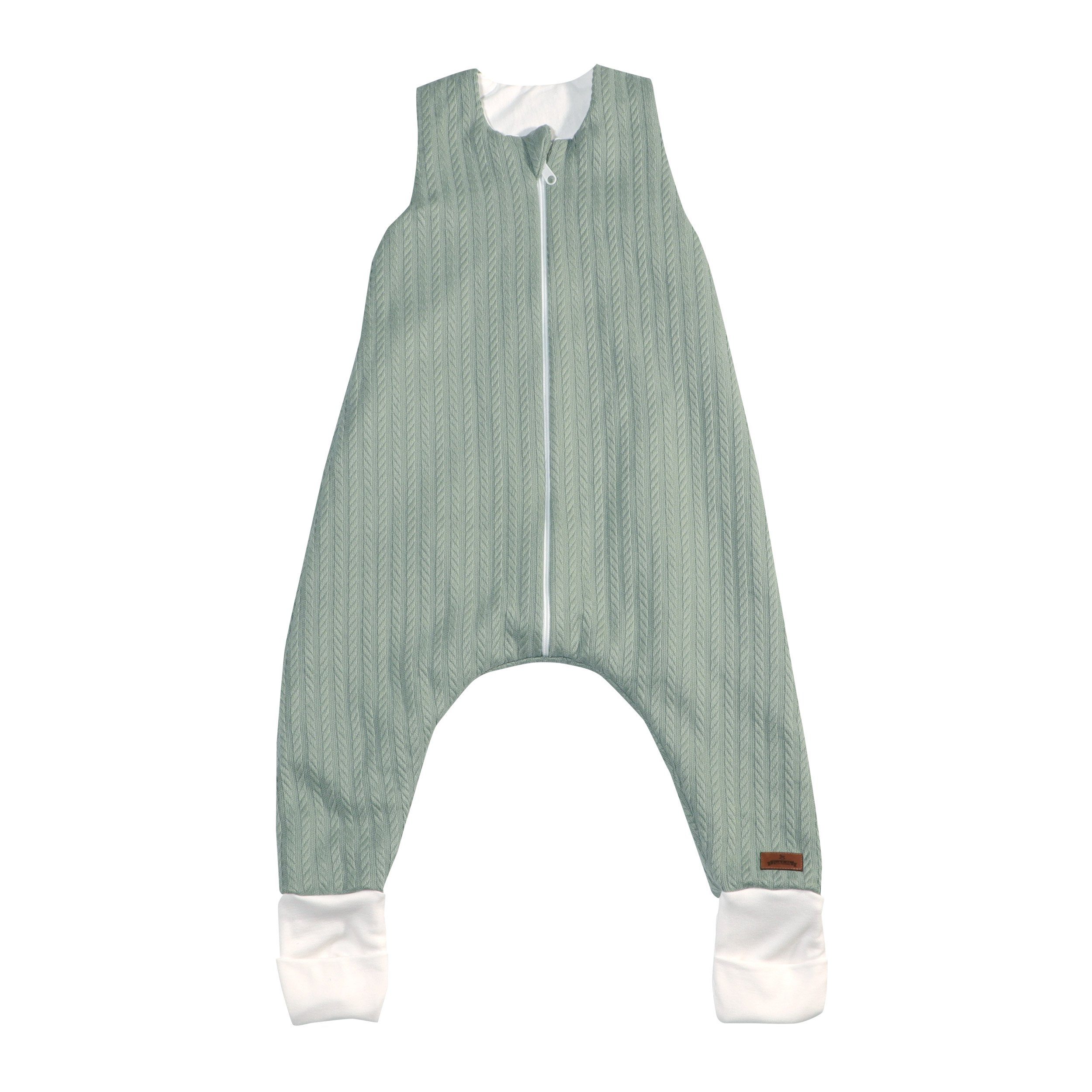 Babyschlafsack Ilvy mit Füßen, im Zopfstrick-Muster in Jadegrün