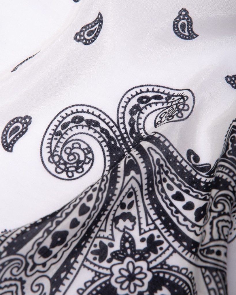 MayTree Seidentuch Baumwolle und Seide quadratisch 65x65cm, Bandana, (Stück), 70% Baumwolle, 30% Maulbeerseide mit handrolliertem Rand