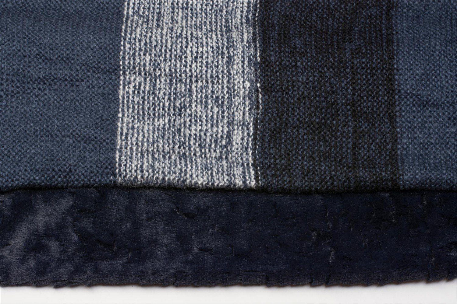 styleBREAKER Strickschal Material Mix Strickloop, (1-St) günstig online kaufen