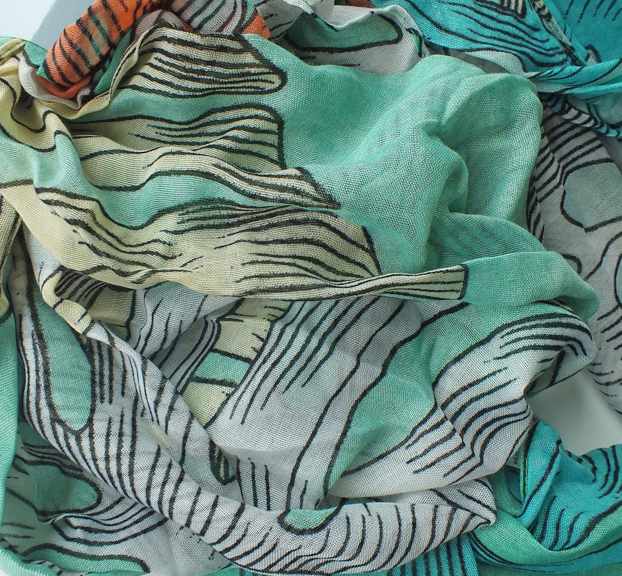 chic4home Schal Dreamy Flair, (1-St. 1-teilig), sommerlicher Damen Schal Palmblätter