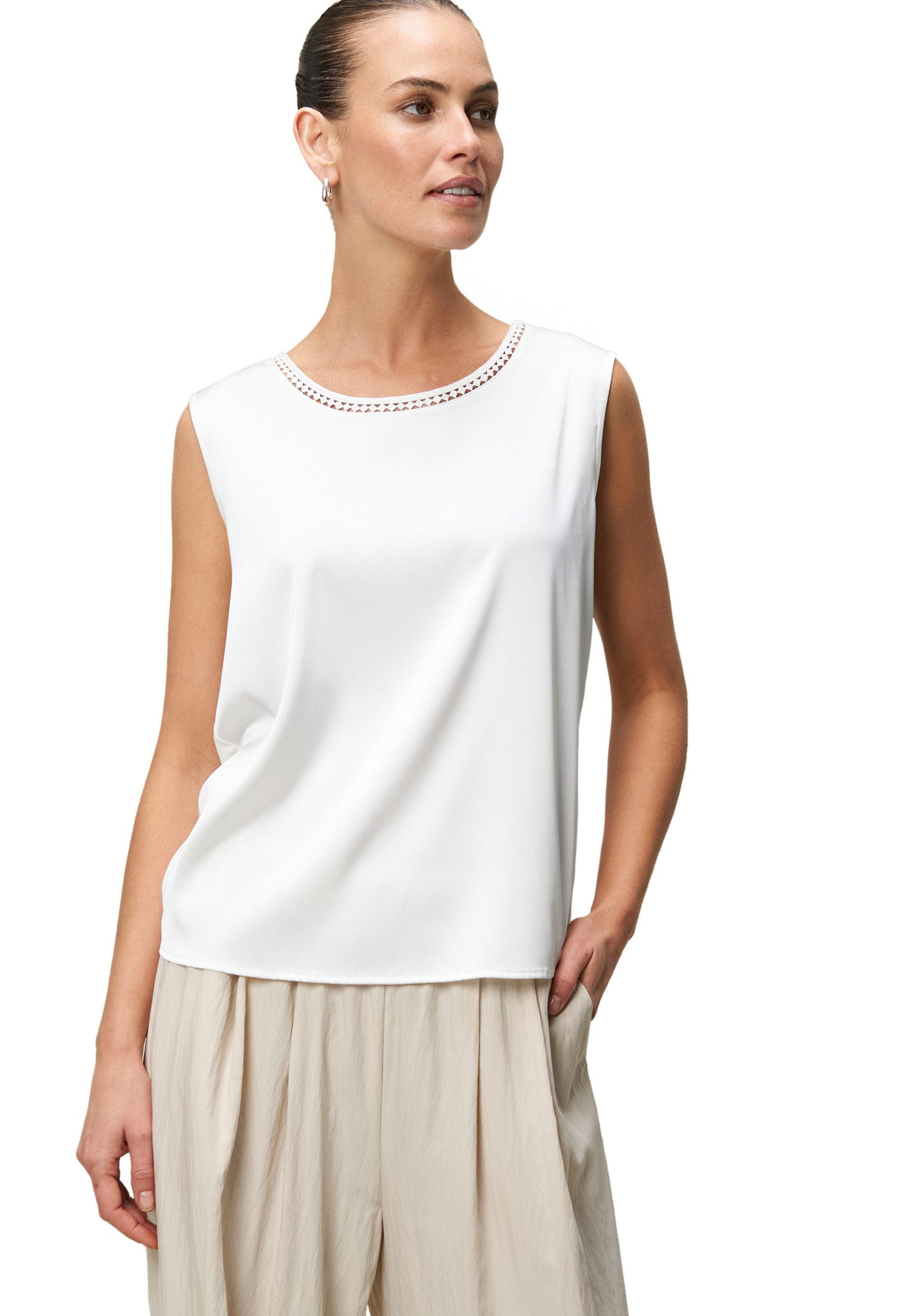 T-Shirt zero Satinshirt mit Lochmuster am Ausschnitt