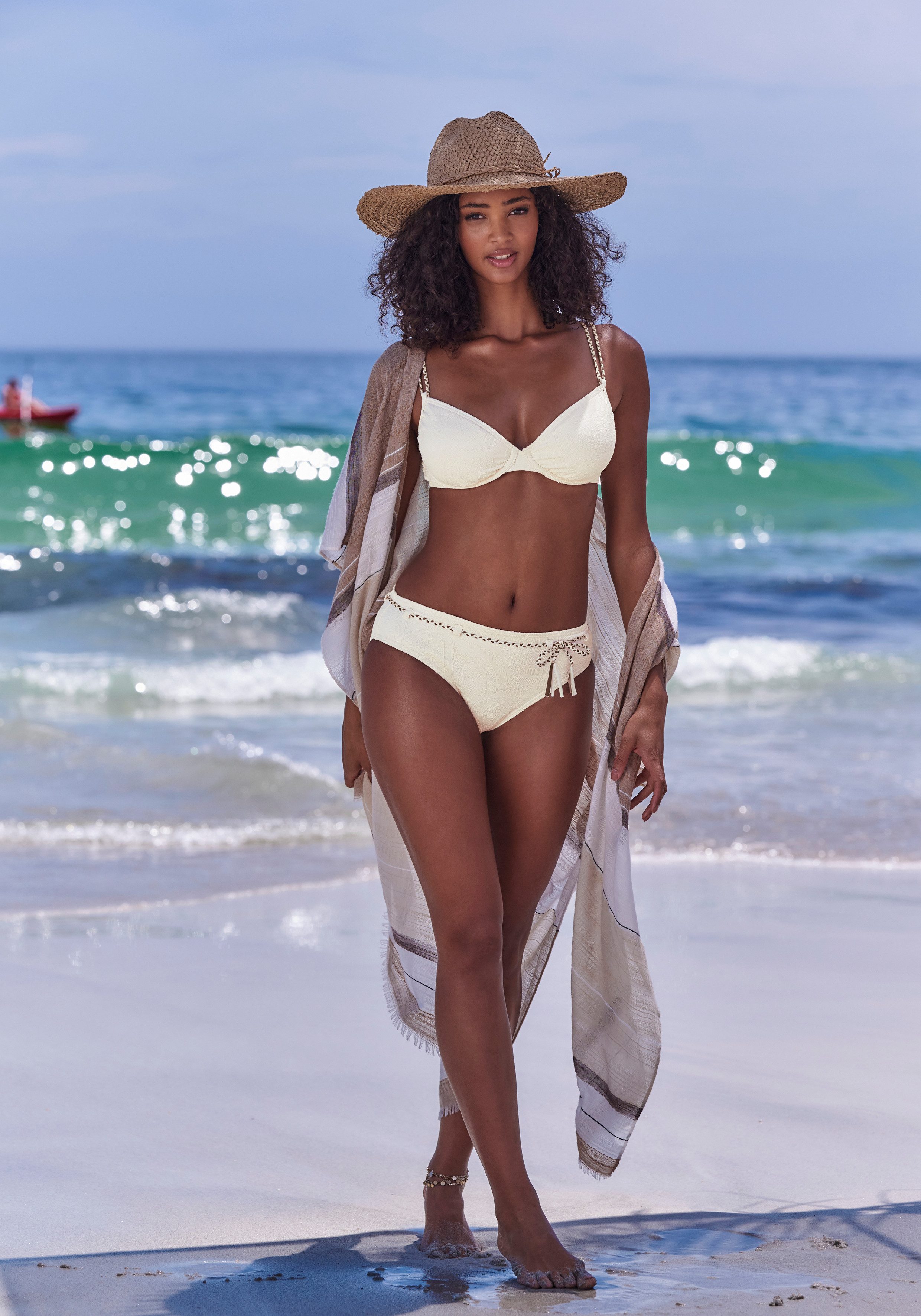 s.Oliver Bügel-Bikini-Top Ada, mit gemusterter Strukturware