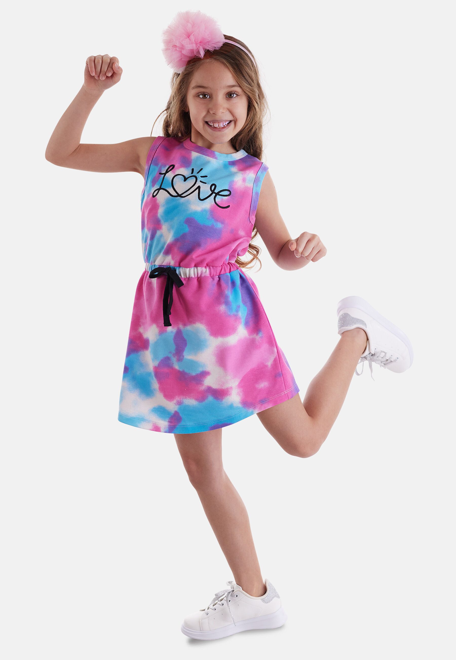 Denokids Shirtkleid Tie-Dye Love (1-tlg) mit aufgesticktem Slogan