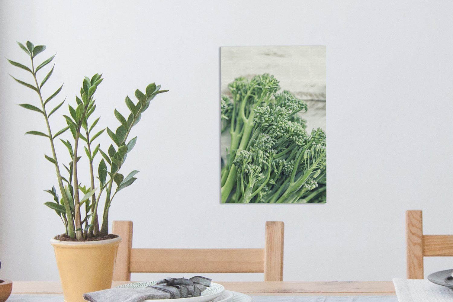 OneMillionCanvasses® Leinwandbild Leinwandbild St), 20x30 Gemälde, inkl. cm Ein fertig Bimi-Gemüse, (1 Bündel Zackenaufhänger, bespannt