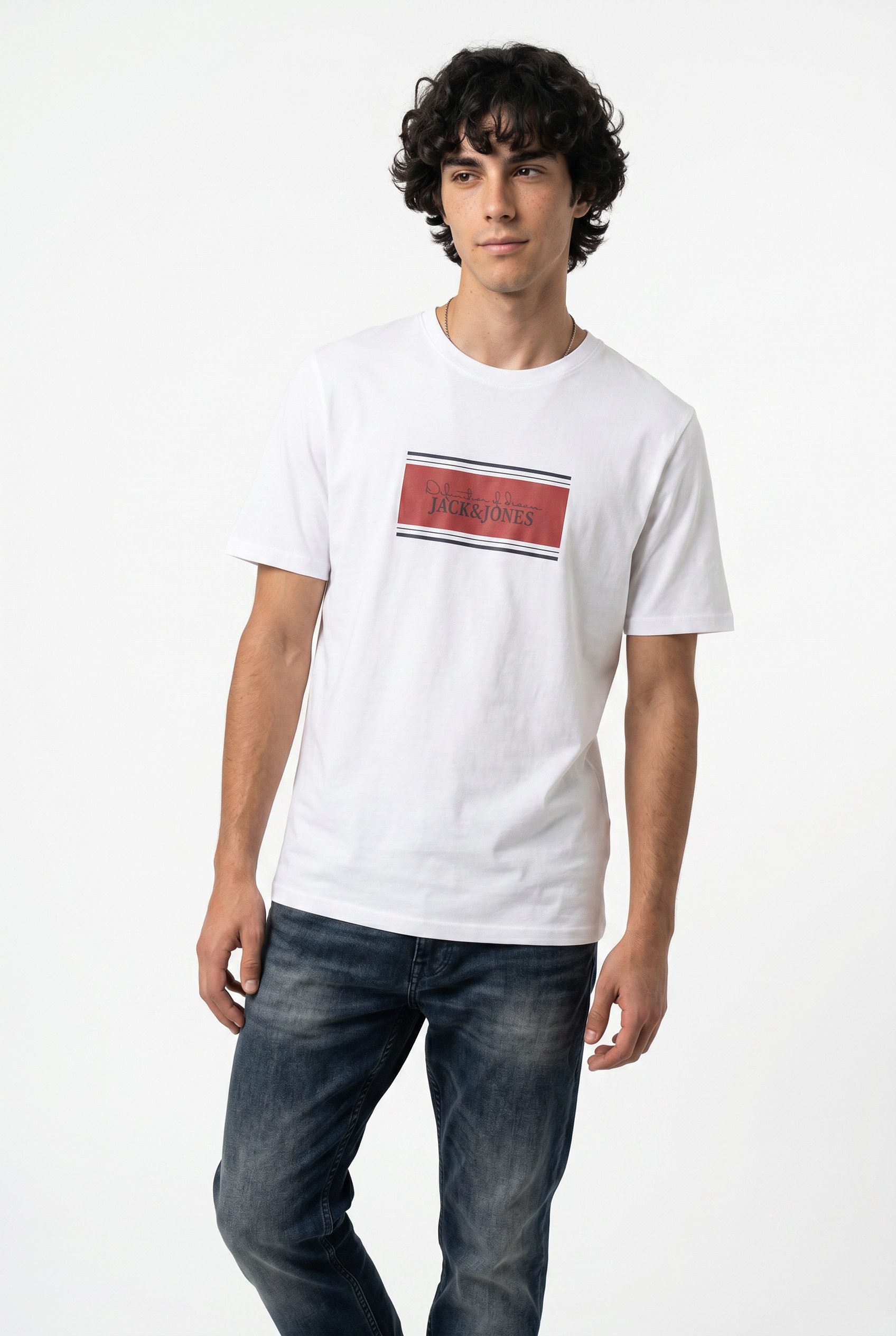 Jack & Jones Rundhalsshirt JJBUSTER TEE SS CREW NECK BTS aus Baumwolle, normale Passform, pflegeleicht