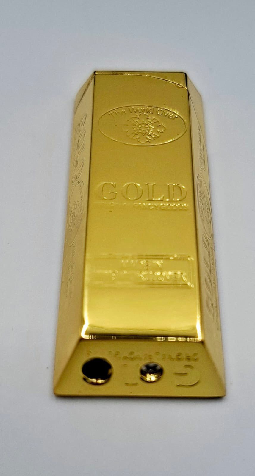 meytrade Feuerzeug Goldbarren Mehrwegfeuerzeug in einer Geschenkbox verpackt, nachfüllbares Feuerzeug in Goldbarren Optik