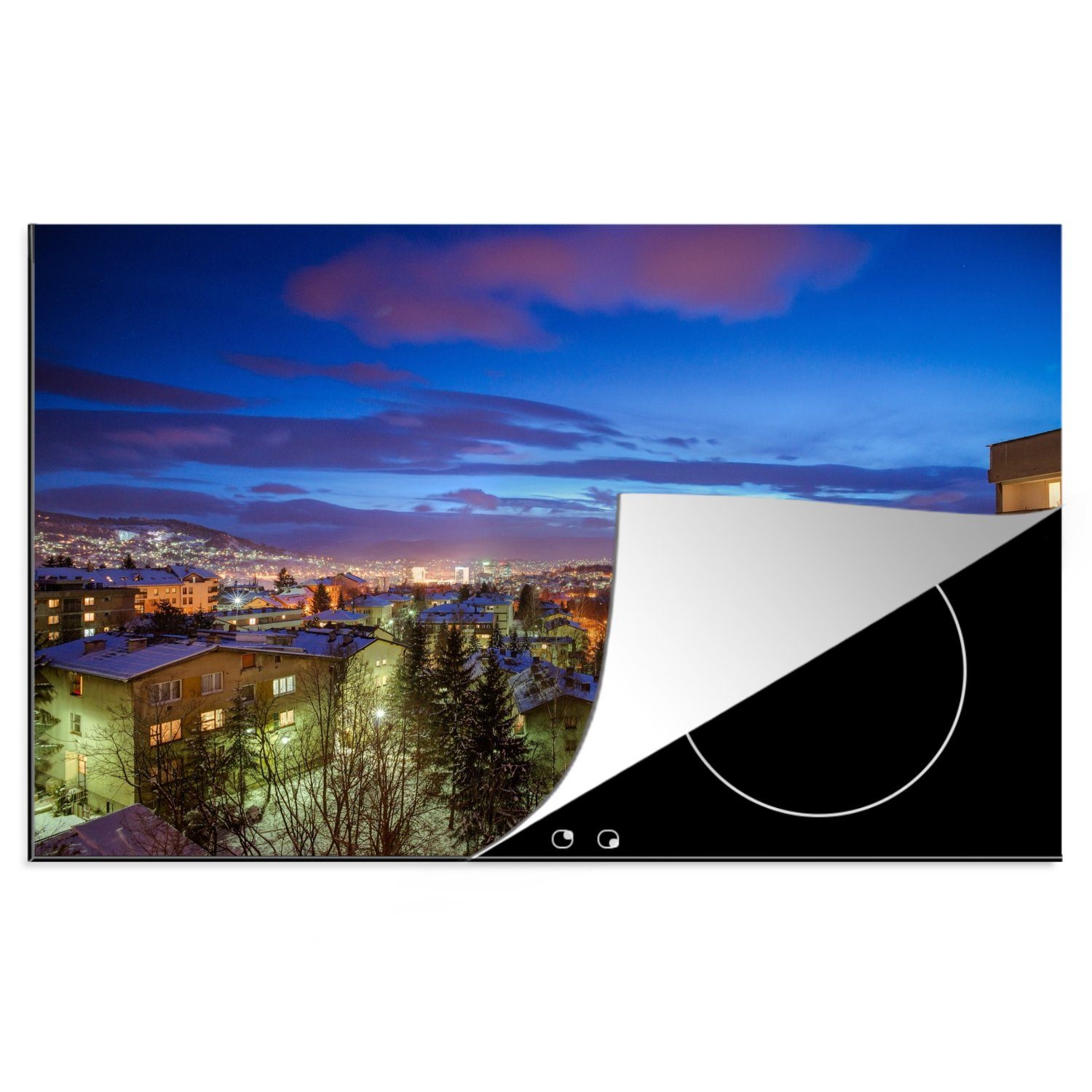 MuchoWow Herdblende-/Abdeckplatte Dunkelblauer Himmel über der Skyline von Sarajevo in Bosnien und, Vinyl, (1 tlg), 81x52 cm, Induktionskochfeld Schutz für die küche, Ceranfeldabdeckung