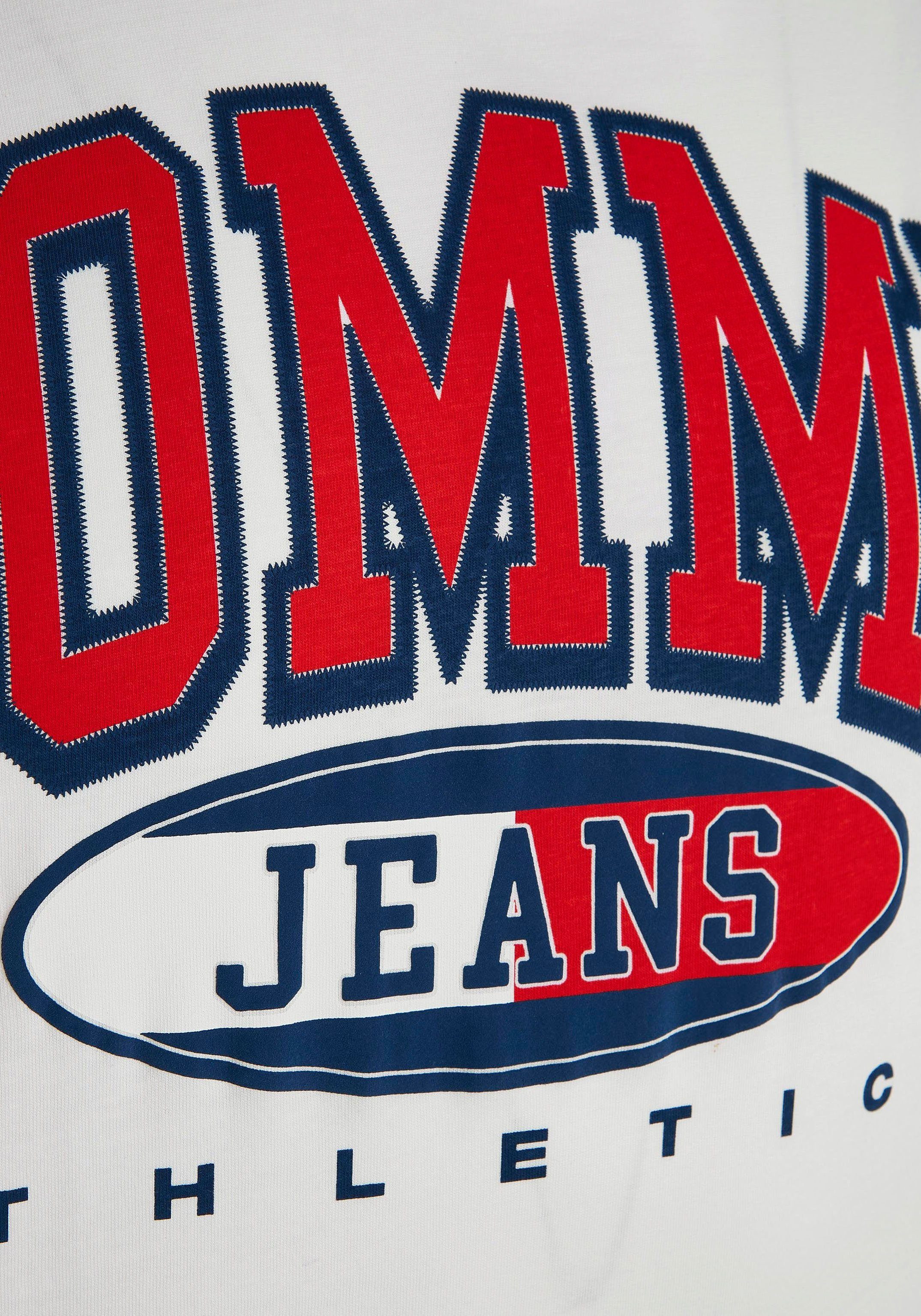 Tommy Jeans Plus der White ESSENTIAL T-Shirt Print TJM Brust TEE auf mit GRAPHIC PLUS