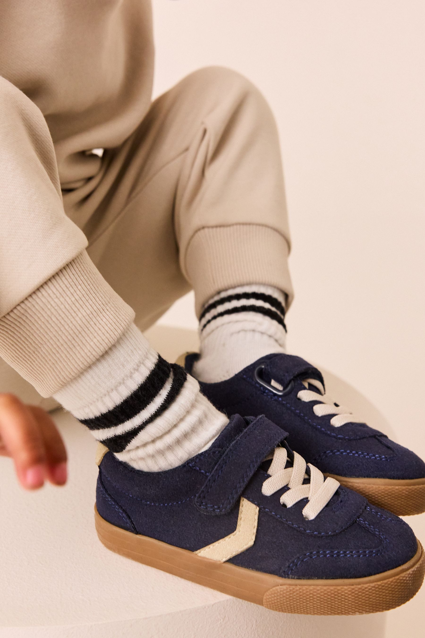 Next Sneaker mit Klettverschluss Sneaker (1-tlg)